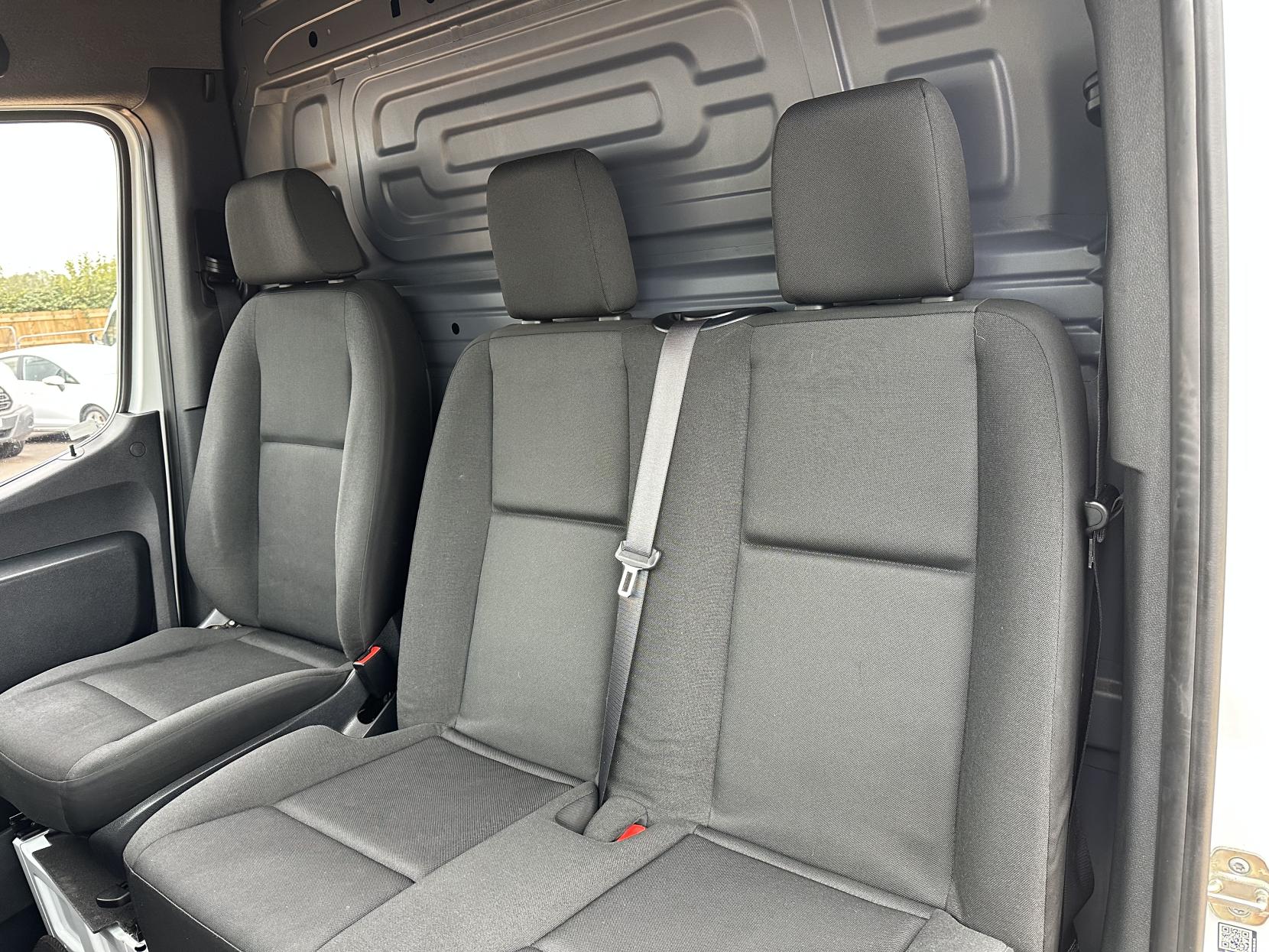 Mercedes-Benz Sprinter 2.1 314 CDI Panel Van 5dr Diesel Manual FWD L2 H2 Euro 6 (143 ps)