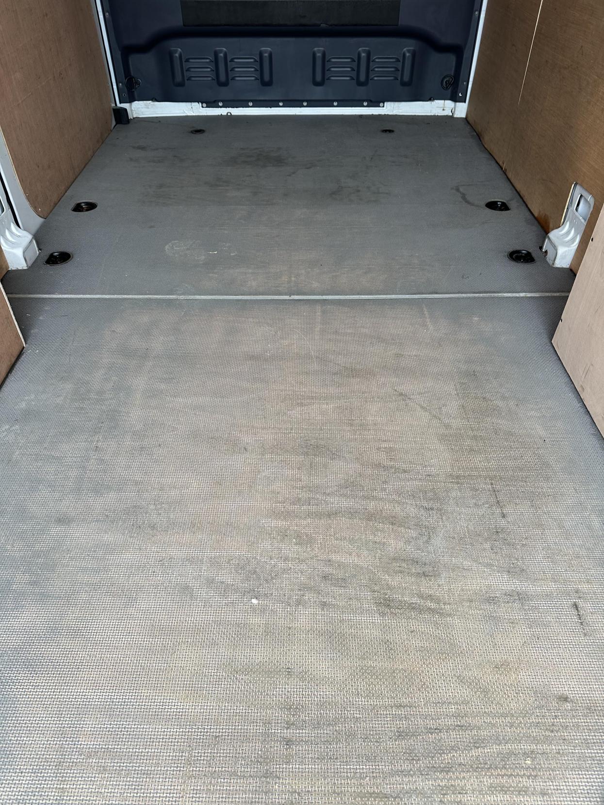 Mercedes-Benz Sprinter 2.1 314 CDI Panel Van 5dr Diesel Manual FWD L2 H2 Euro 6 (143 ps)