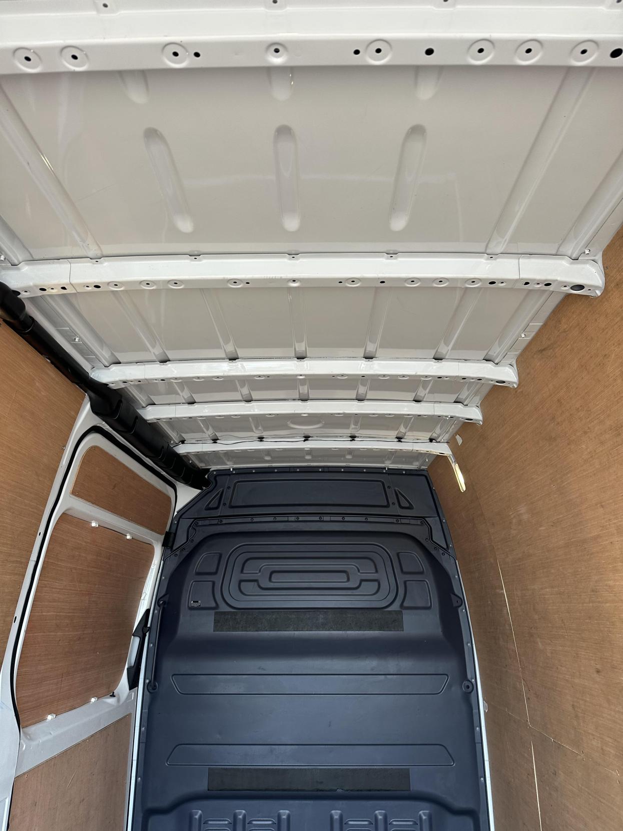 Mercedes-Benz Sprinter 2.1 314 CDI Panel Van 5dr Diesel Manual FWD L2 H2 Euro 6 (143 ps)