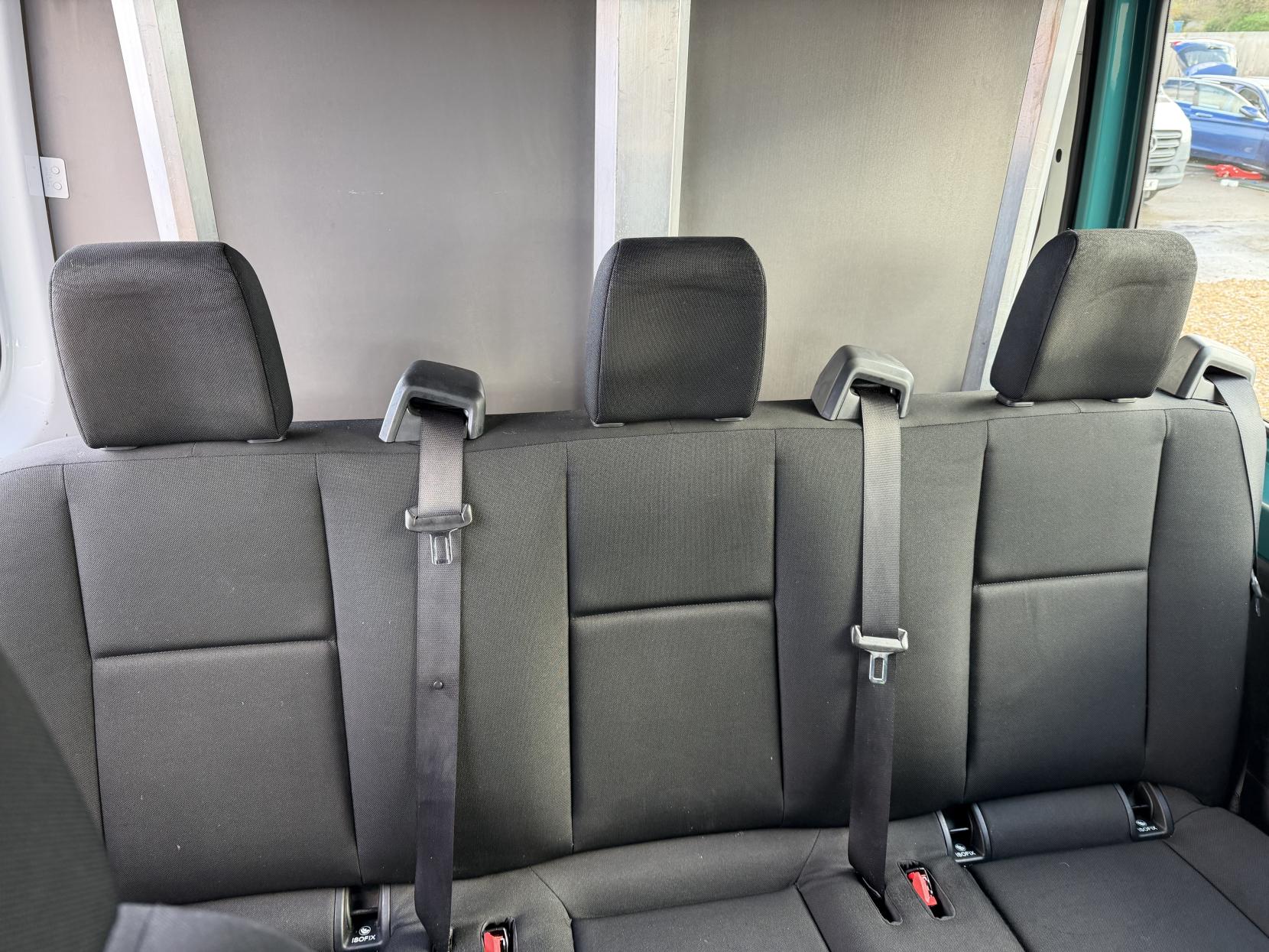 Mercedes-Benz Sprinter 2.1 314 CDI Crew Van Double Cab 5dr Diesel Manual RWD L2 H2 Euro 6 (143 ps)