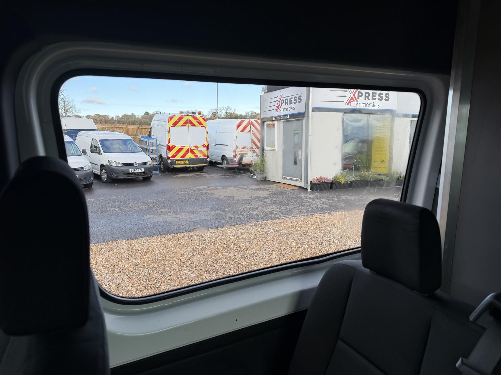 Mercedes-Benz Sprinter 2.1 314 CDI Crew Van Double Cab 5dr Diesel Manual RWD L2 H2 Euro 6 (143 ps)