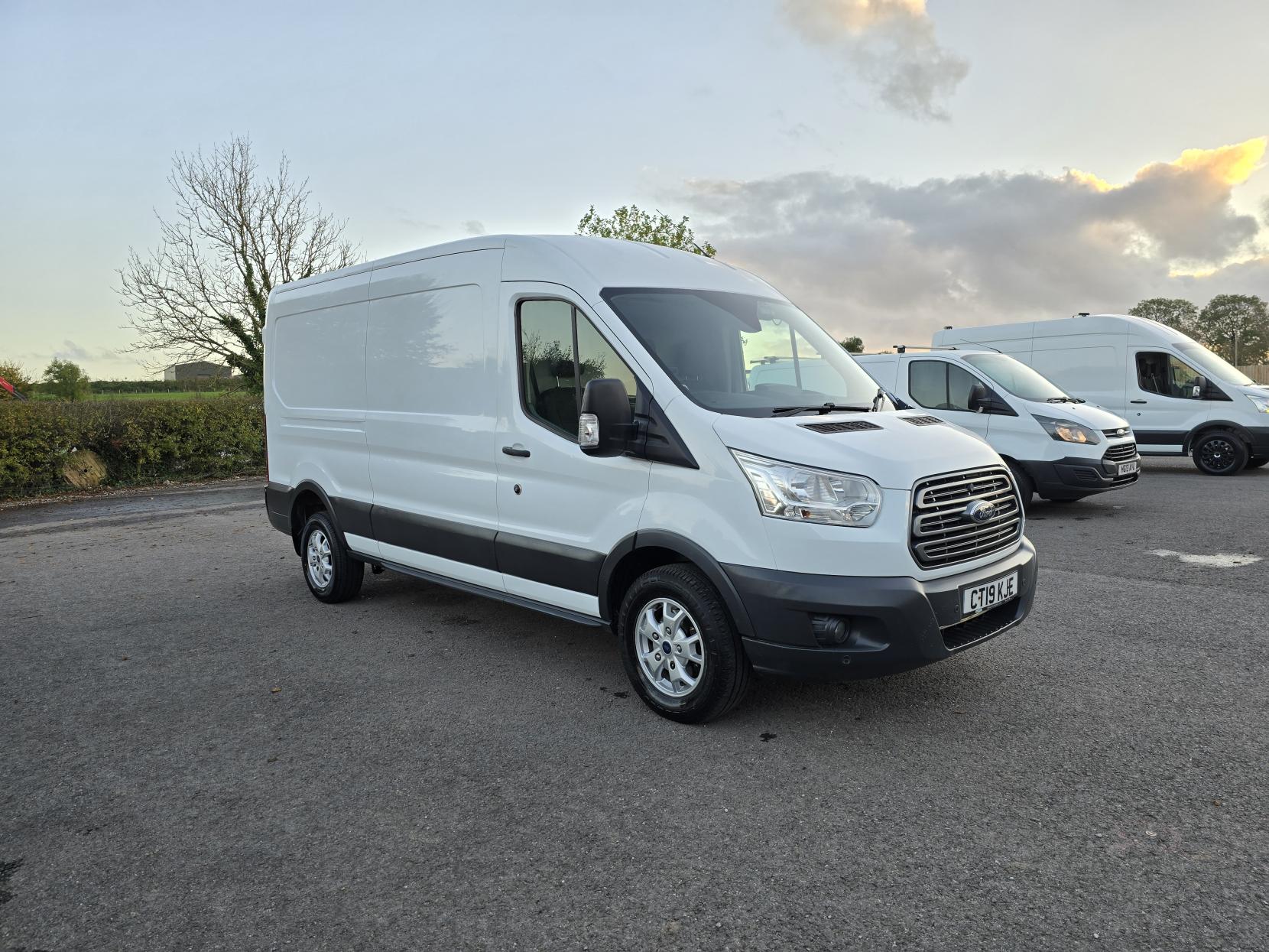 Ford Transit 2.0 350 EcoBlue Trend Panel Van 5dr Diesel Manual RWD L2 H2 Euro 6 (130 ps)