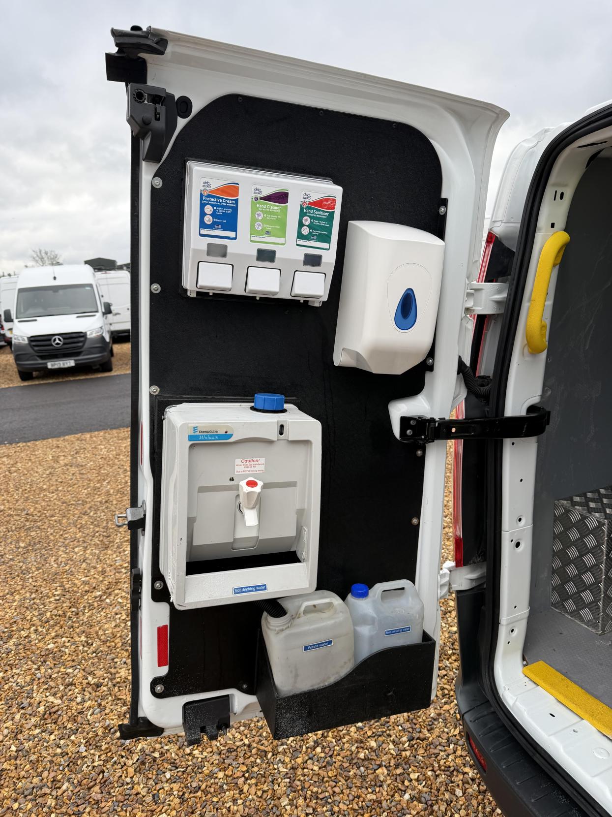 Ford Transit Custom 2.0 TDCi 310 Panel Van 5dr Diesel Manual L2 H1 (167 g/km, 104 bhp)