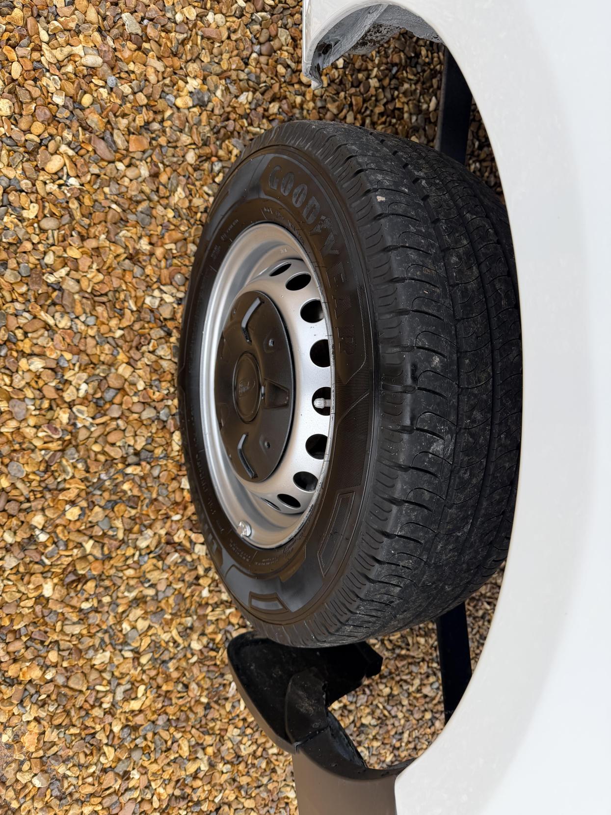 Ford Transit Custom 2.0 TDCi 310 Panel Van 5dr Diesel Manual L2 H1 (167 g/km, 104 bhp)