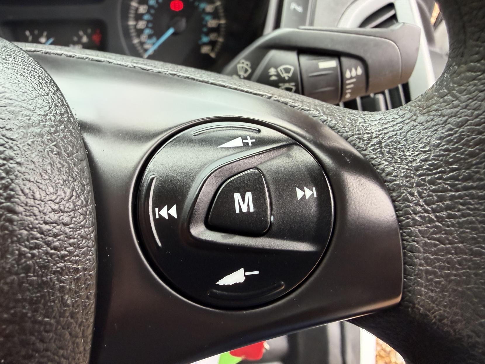 Ford Transit Custom 2.0 TDCi 310 Panel Van 5dr Diesel Manual L2 H1 (167 g/km, 104 bhp)