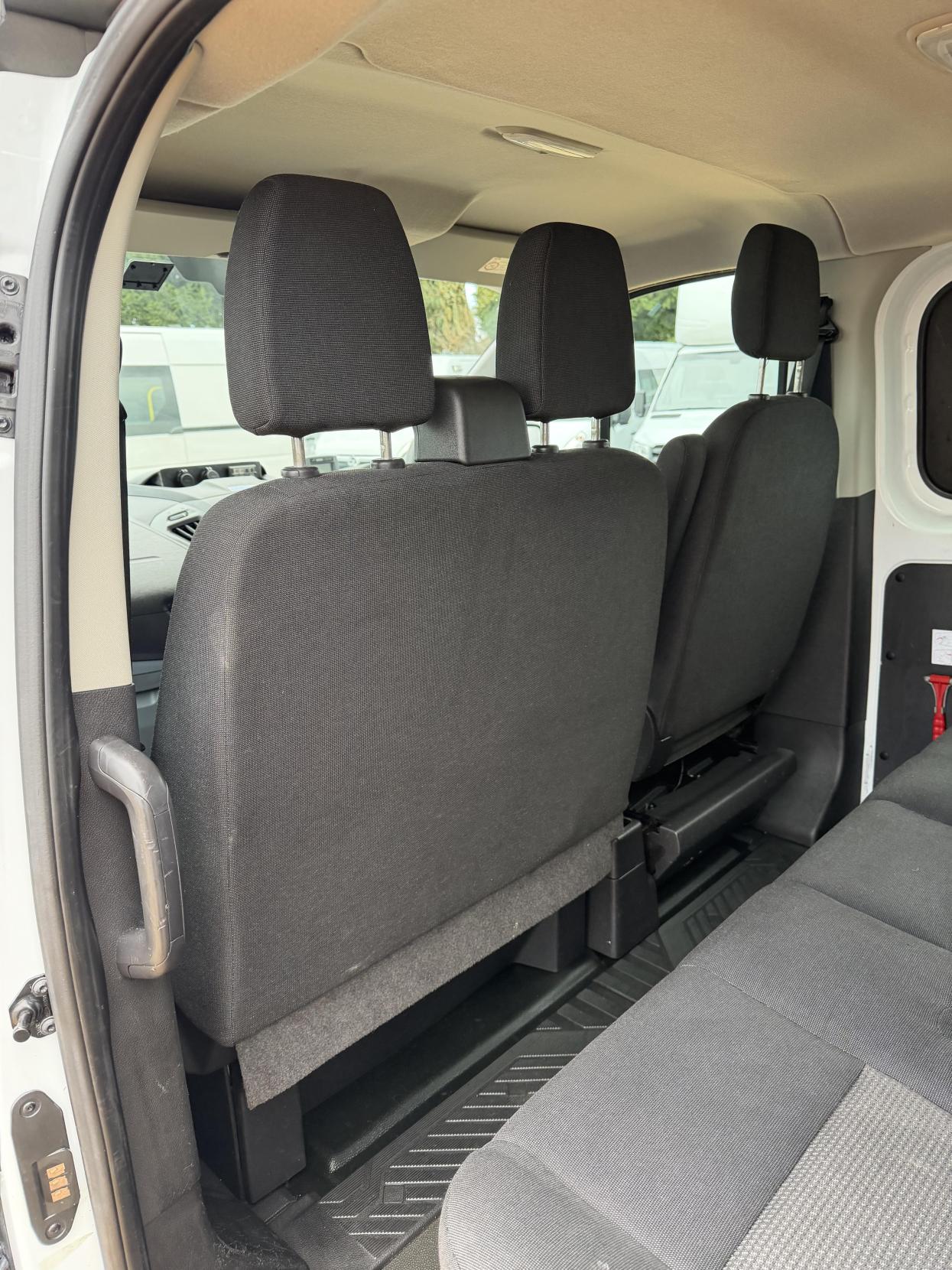 Ford Transit Custom 2.0 TDCi 310 Panel Van 5dr Diesel Manual L2 H1 (167 g/km, 104 bhp)