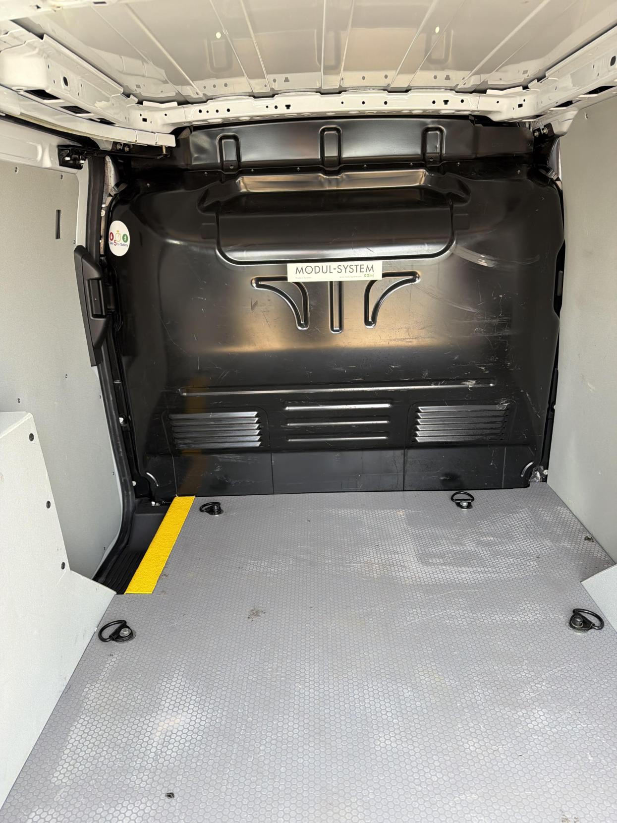 Ford Transit Connect 1.5 TDCi 220 Panel Van 5dr Diesel Manual L1 H1 (124 g/km, 99 bhp)