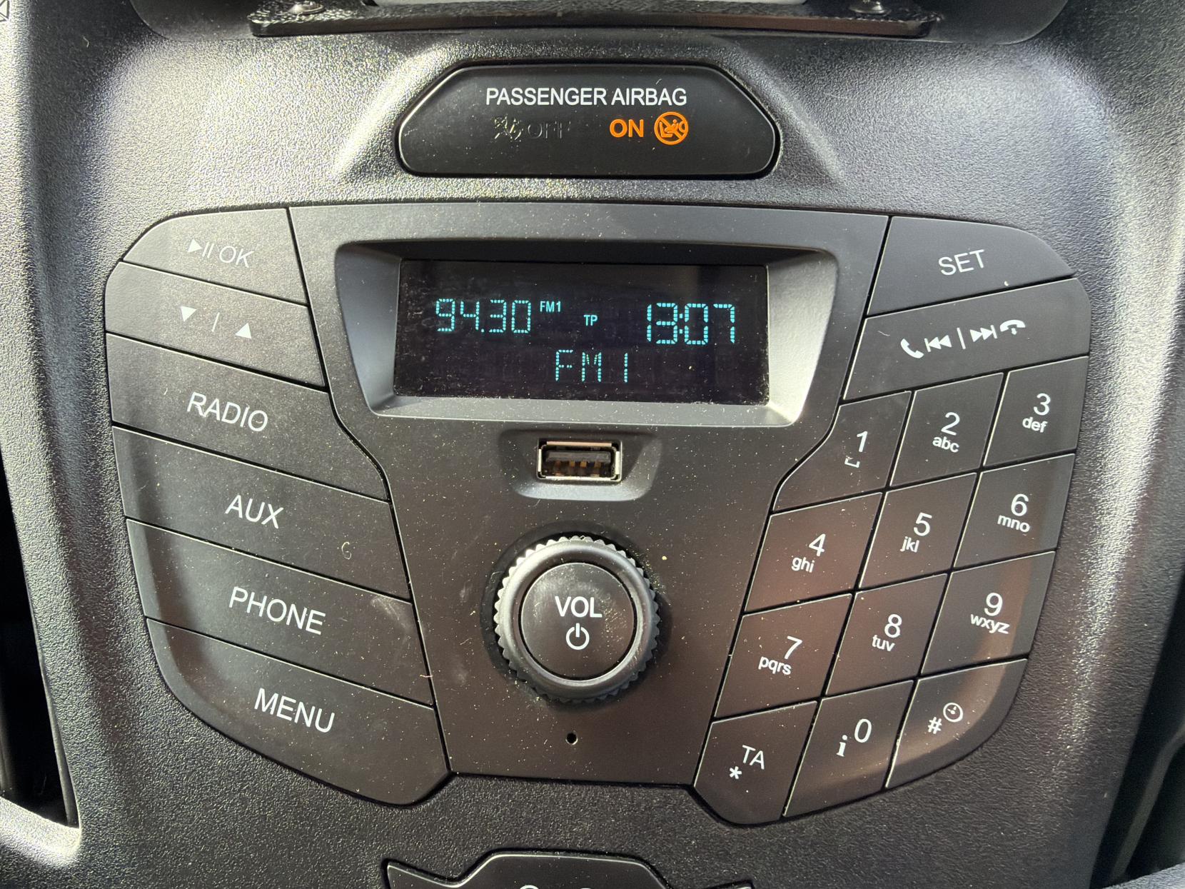 Ford Transit Connect 1.5 TDCi 220 Panel Van 5dr Diesel Manual L1 H1 (124 g/km, 99 bhp)