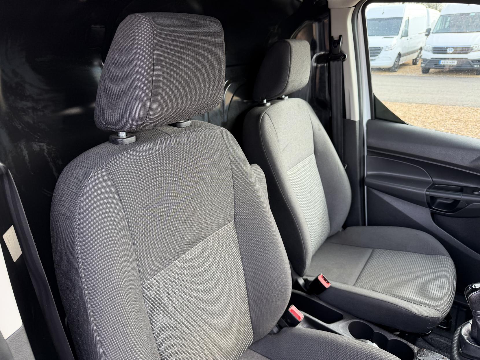 Ford Transit Connect 1.5 TDCi 220 Panel Van 5dr Diesel Manual L1 H1 (124 g/km, 99 bhp)