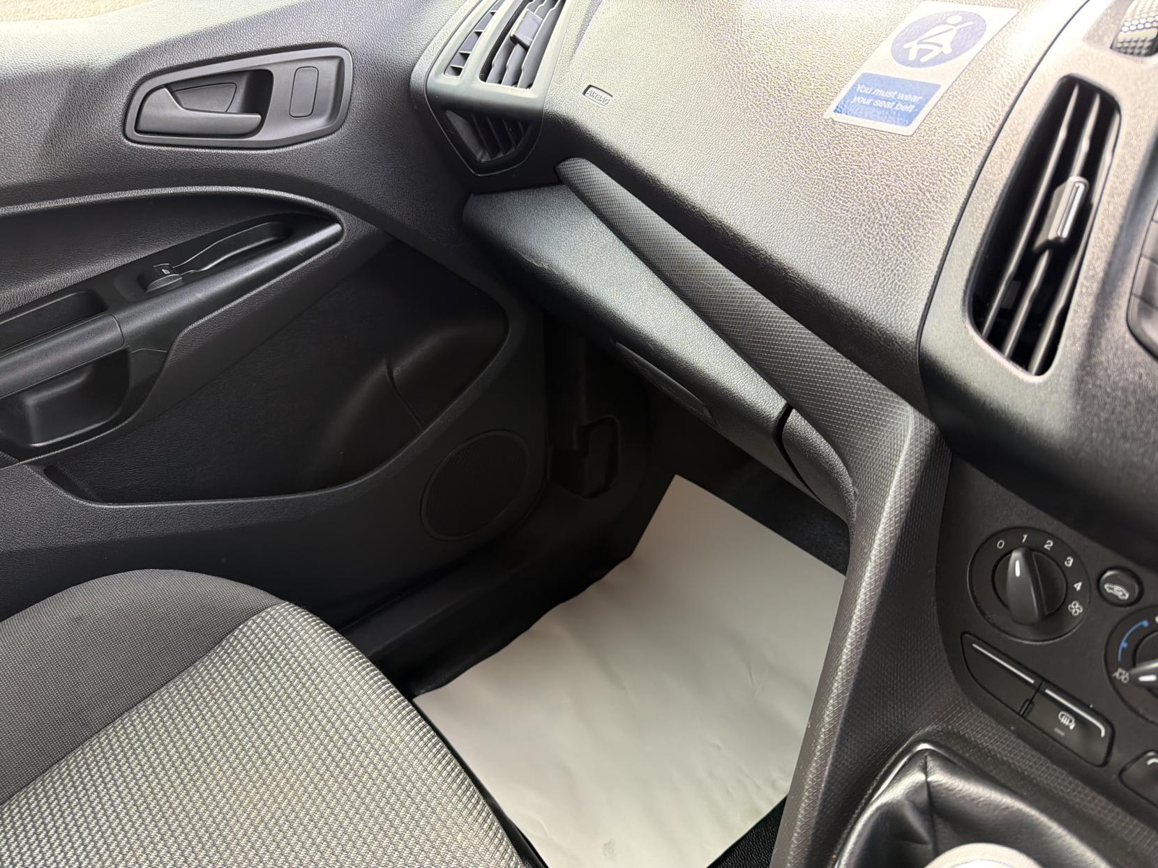 Ford Transit Connect 1.5 TDCi 220 Panel Van 5dr Diesel Manual L1 H1 (124 g/km, 99 bhp)