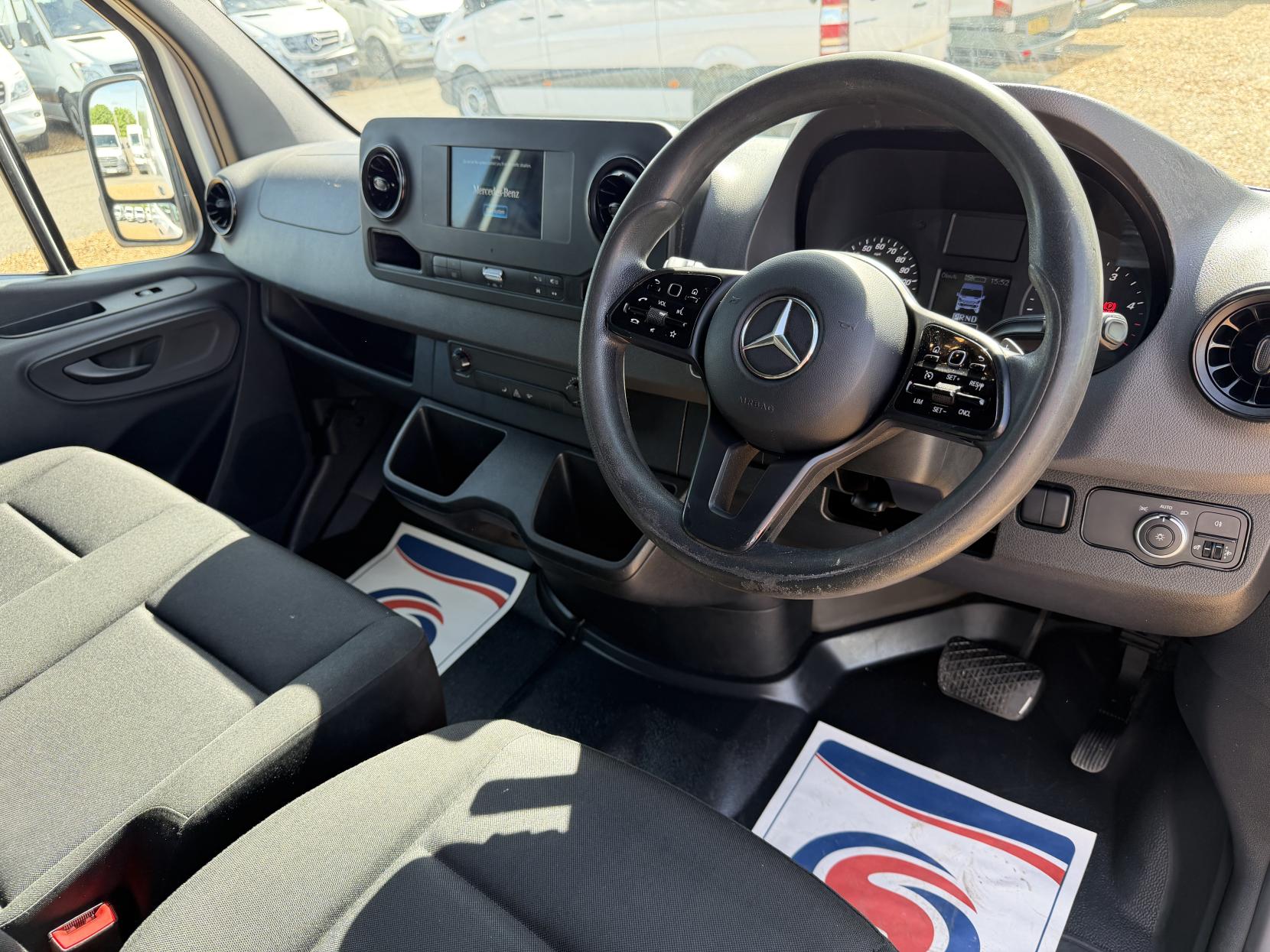 2020 Mercedes-Benz Sprinter 2.1 314 CDI Panel Van 5dr Diesel G-Tronic+ RWD L3 H2 Euro 6 (s/s) (143 ps) - Thumbnail 2
