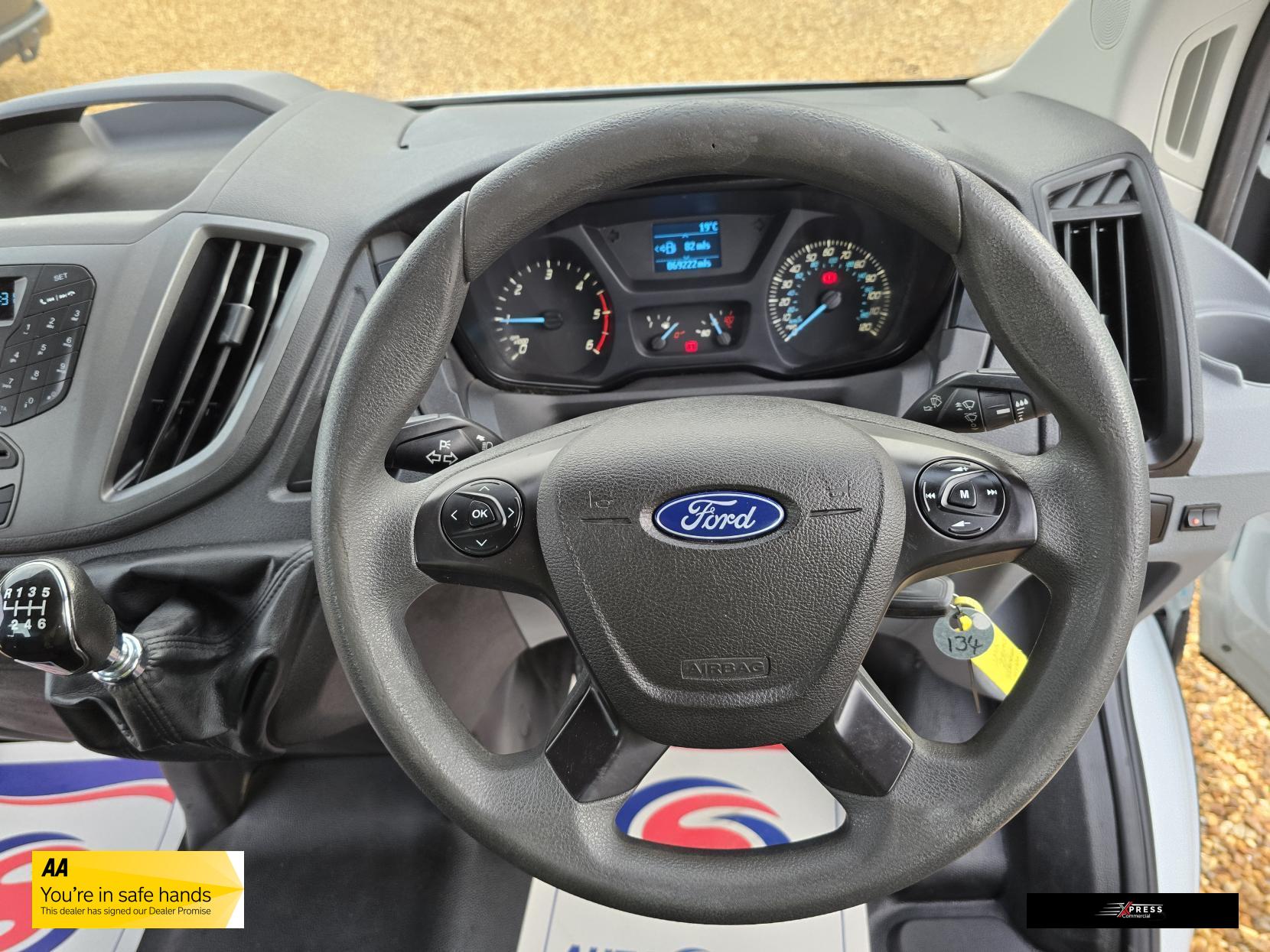 Ford Transit Transit 2.2 TDCi 350 1-Way Tipper 2dr Diesel Manual RWD L2 Euro 5 (s/s) (1-Stop) (125 ps)