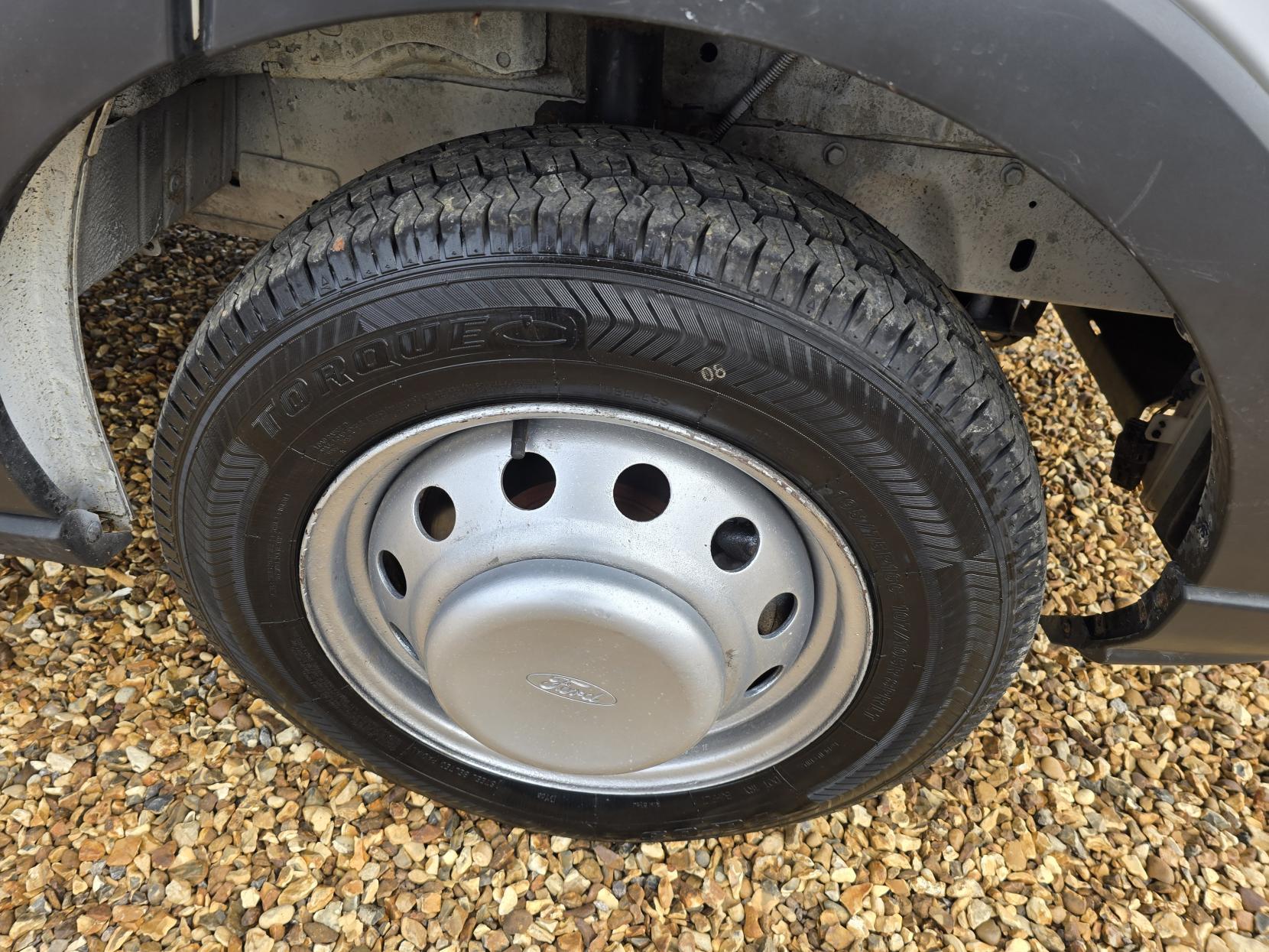 Ford Transit 2.2 TDCi 350 1-Way Double Tipper Double Cab 4dr Diesel Manual RWD L3 Euro 5 (1-Way, 1-Stop) (125 ps)