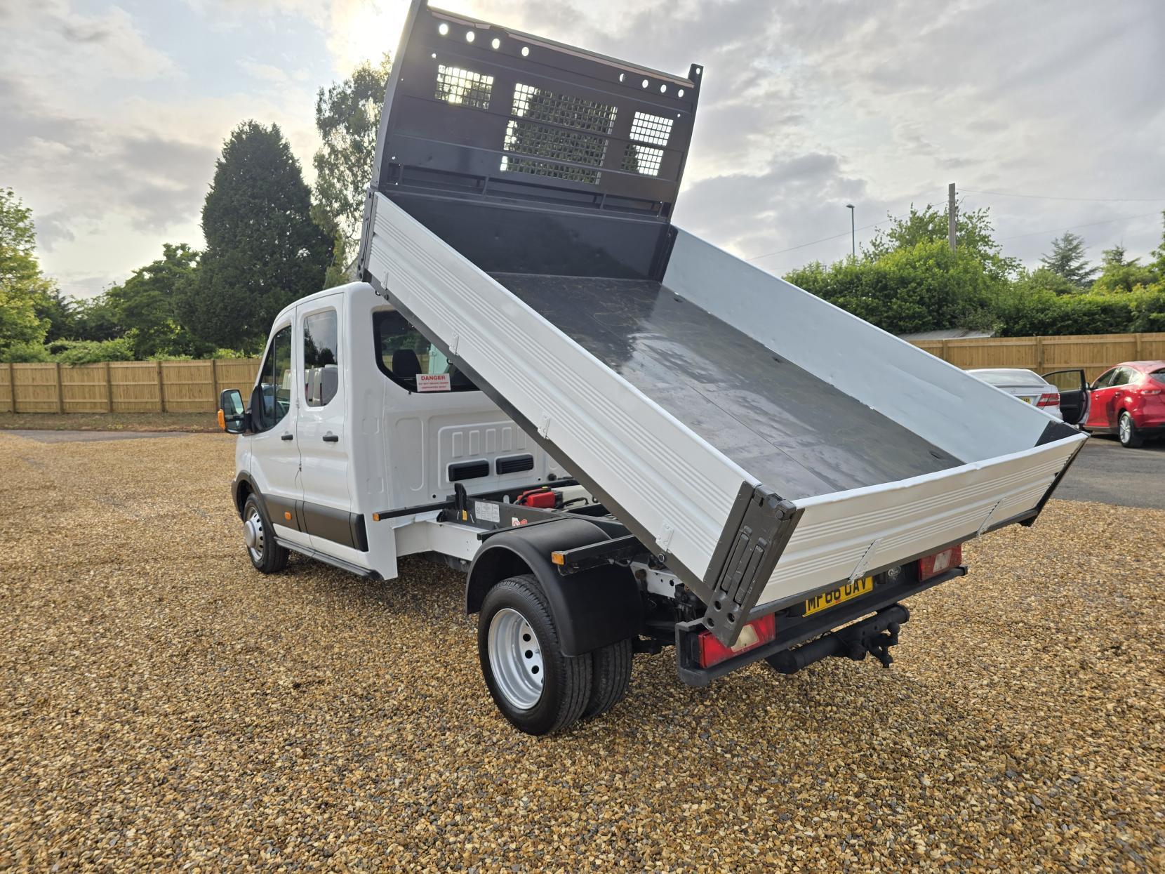Ford Transit 2.2 TDCi 350 1-Way Double Tipper Double Cab 4dr Diesel Manual RWD L3 Euro 5 (1-Way, 1-Stop) (125 ps)