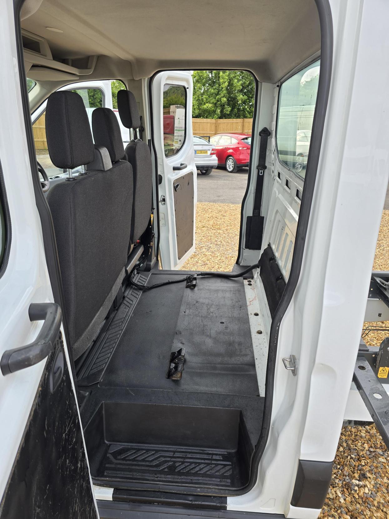 Ford Transit 2.2 TDCi 350 1-Way Double Tipper Double Cab 4dr Diesel Manual RWD L3 Euro 5 (1-Way, 1-Stop) (125 ps)
