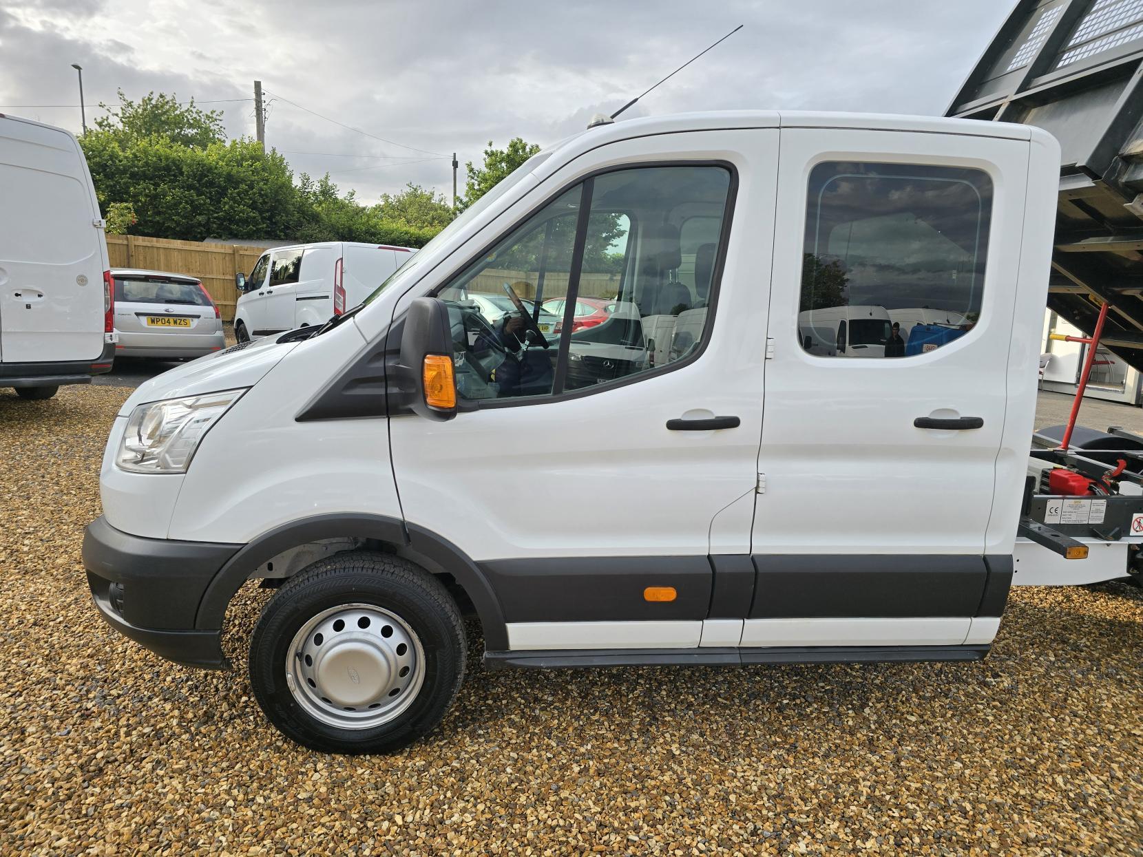 Ford Transit 2.2 TDCi 350 1-Way Double Tipper Double Cab 4dr Diesel Manual RWD L3 Euro 5 (1-Way, 1-Stop) (125 ps)