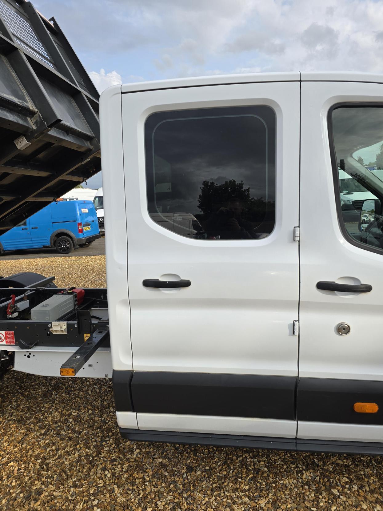Ford Transit 2.2 TDCi 350 1-Way Double Tipper Double Cab 4dr Diesel Manual RWD L3 Euro 5 (1-Way, 1-Stop) (125 ps)