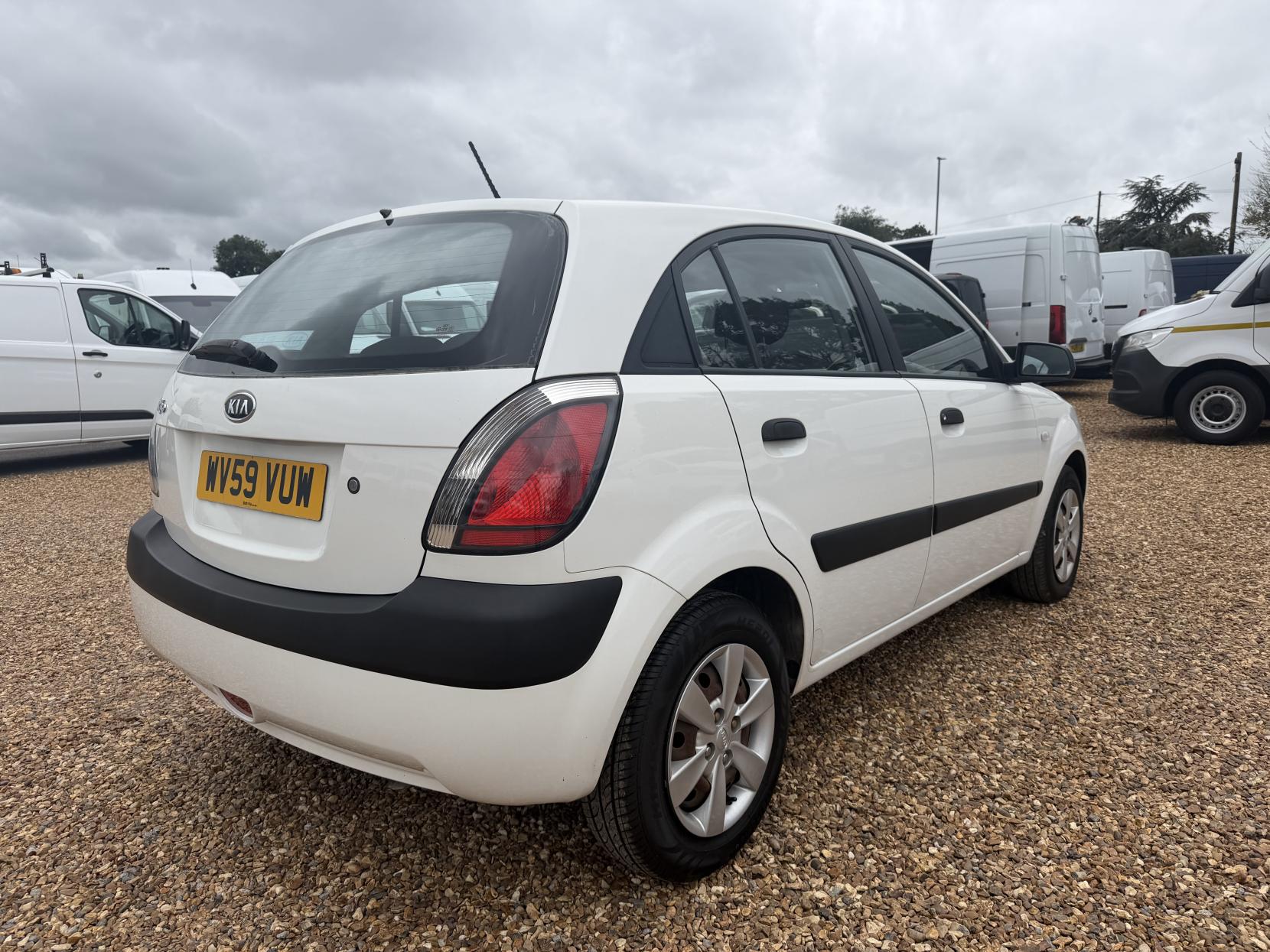 2009 Kia Rio 1.4 Hatchback 5dr Petrol Manual (139 g/km, 95 bhp) - Thumbnail 12
