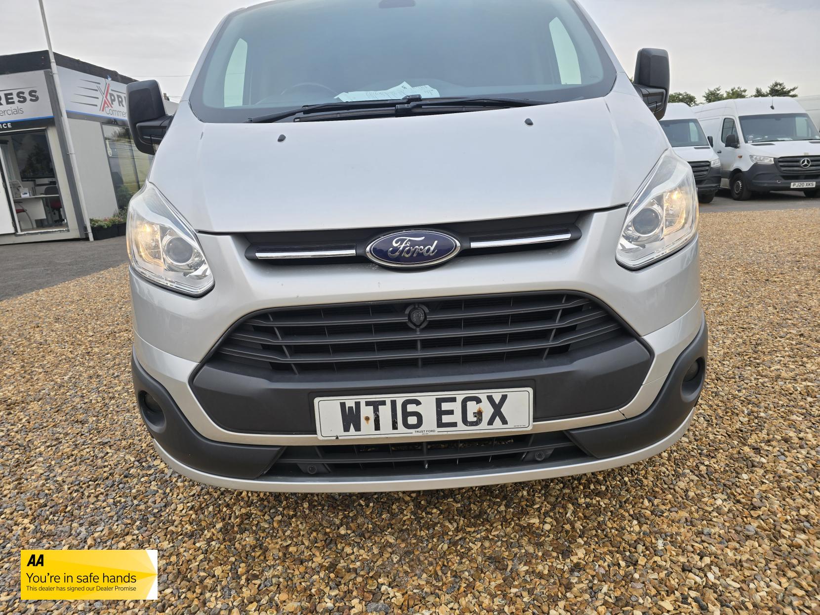 Ford Transit Custom 2.2 TDCi 290 Trend Panel Van 5dr Diesel Manual L1 H1 (186 g/km, 123 bhp)