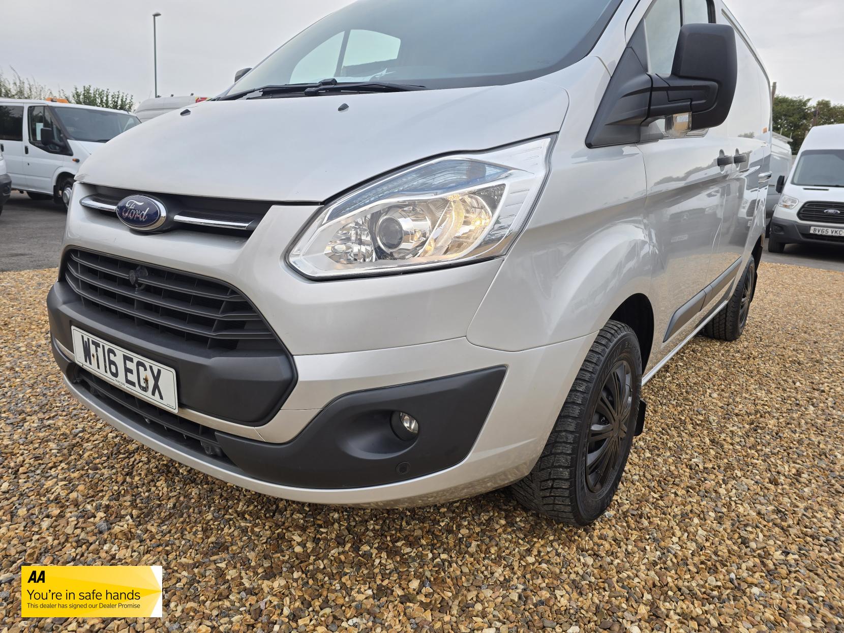 Ford Transit Custom 2.2 TDCi 290 Trend Panel Van 5dr Diesel Manual L1 H1 (186 g/km, 123 bhp)