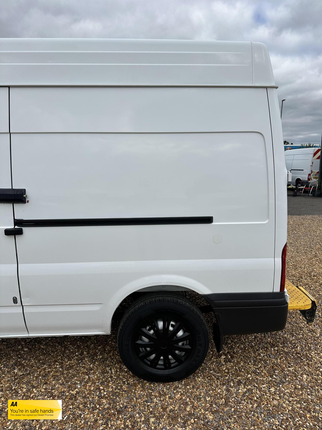 Ford Transit 2.2 TDCi 350 Panel Van 3dr Diesel Manual RWD L3 H3 (224 g/km, 98 bhp)