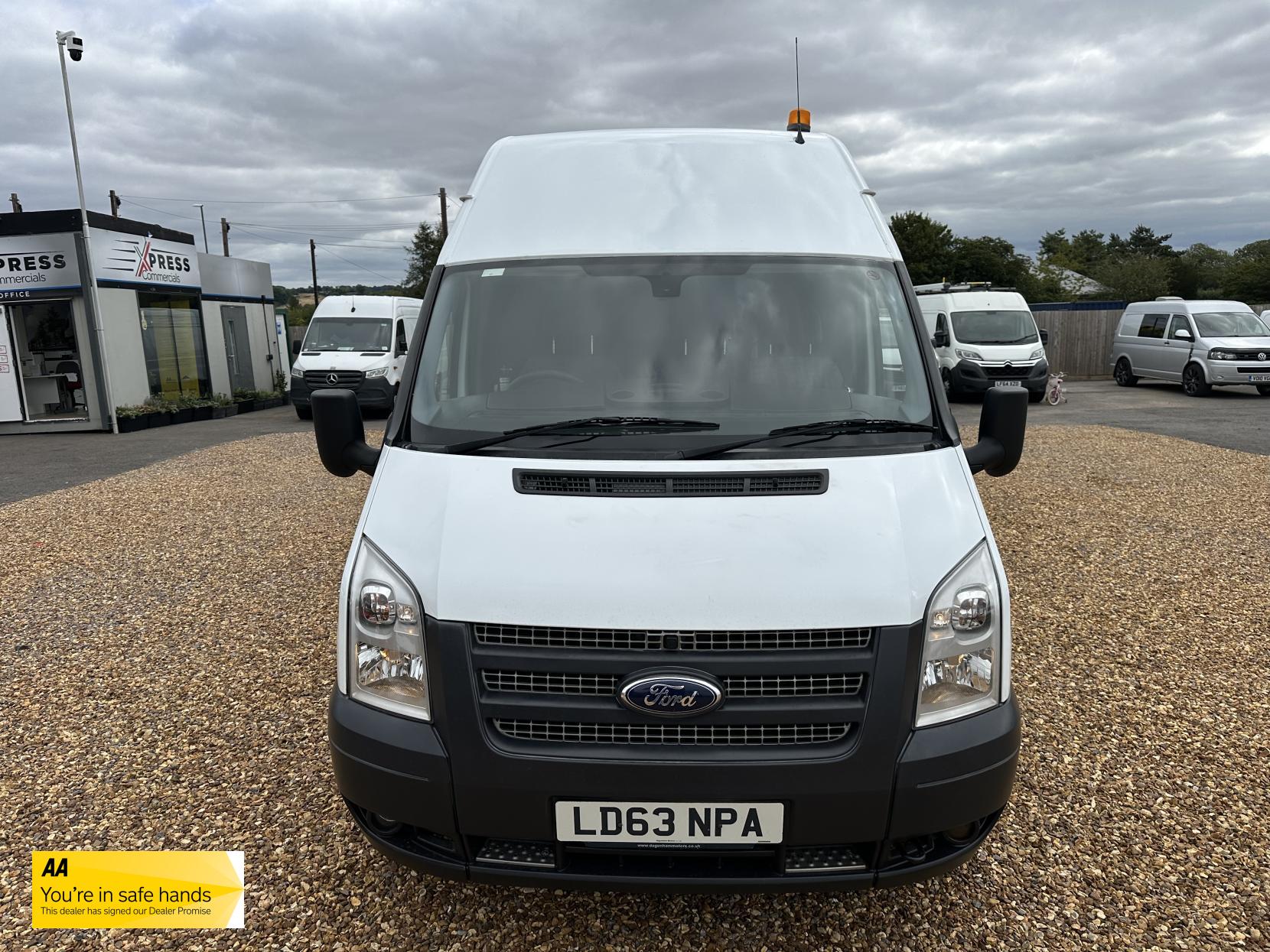 Ford Transit 2.2 TDCi 350 Panel Van 3dr Diesel Manual RWD L3 H3 (224 g/km, 98 bhp)