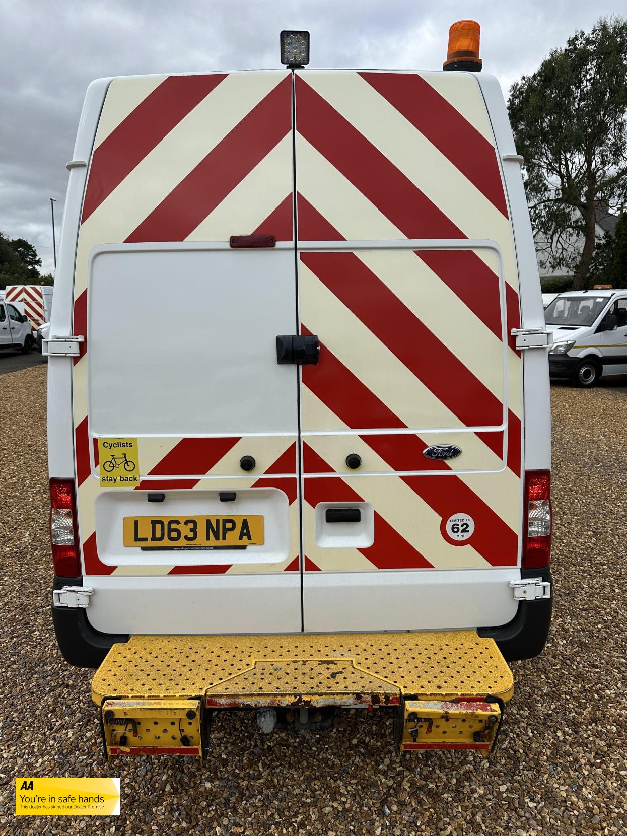 Ford Transit 2.2 TDCi 350 Panel Van 3dr Diesel Manual RWD L3 H3 (224 g/km, 98 bhp)