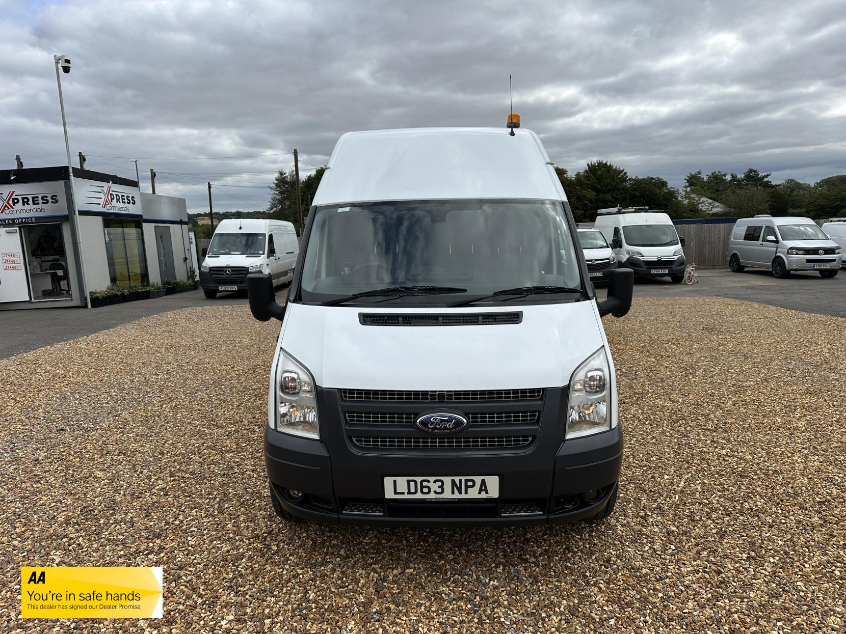 Ford Transit 2.2 TDCi 350 Panel Van 3dr Diesel Manual RWD L3 H3 (224 g/km, 98 bhp)