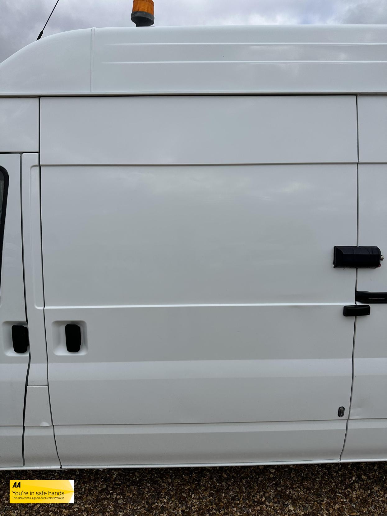 Ford Transit 2.2 TDCi 350 Panel Van 3dr Diesel Manual RWD L3 H3 (224 g/km, 98 bhp)