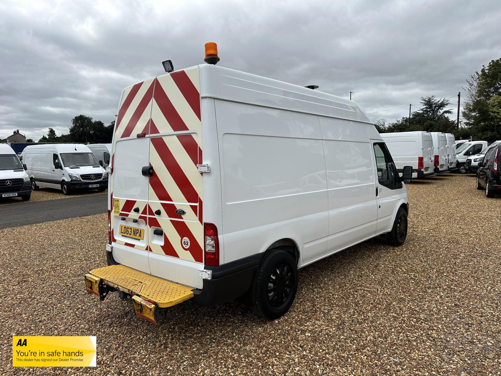 Ford Transit 2.2 TDCi 350 Panel Van 3dr Diesel Manual RWD L3 H3 (224 g/km, 98 bhp)
