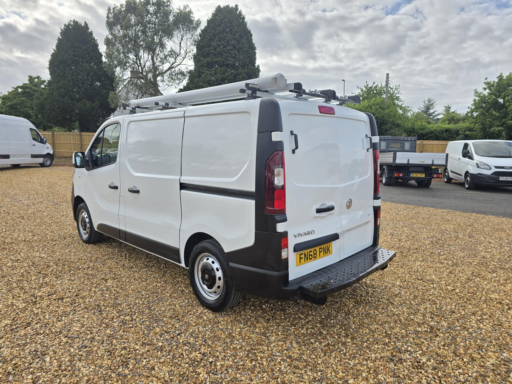 Vauxhall Vivaro 1.6 CDTi 2900 Panel Van 5dr Diesel Manual L1 H1 Euro 6 (s/s) (95 ps)
