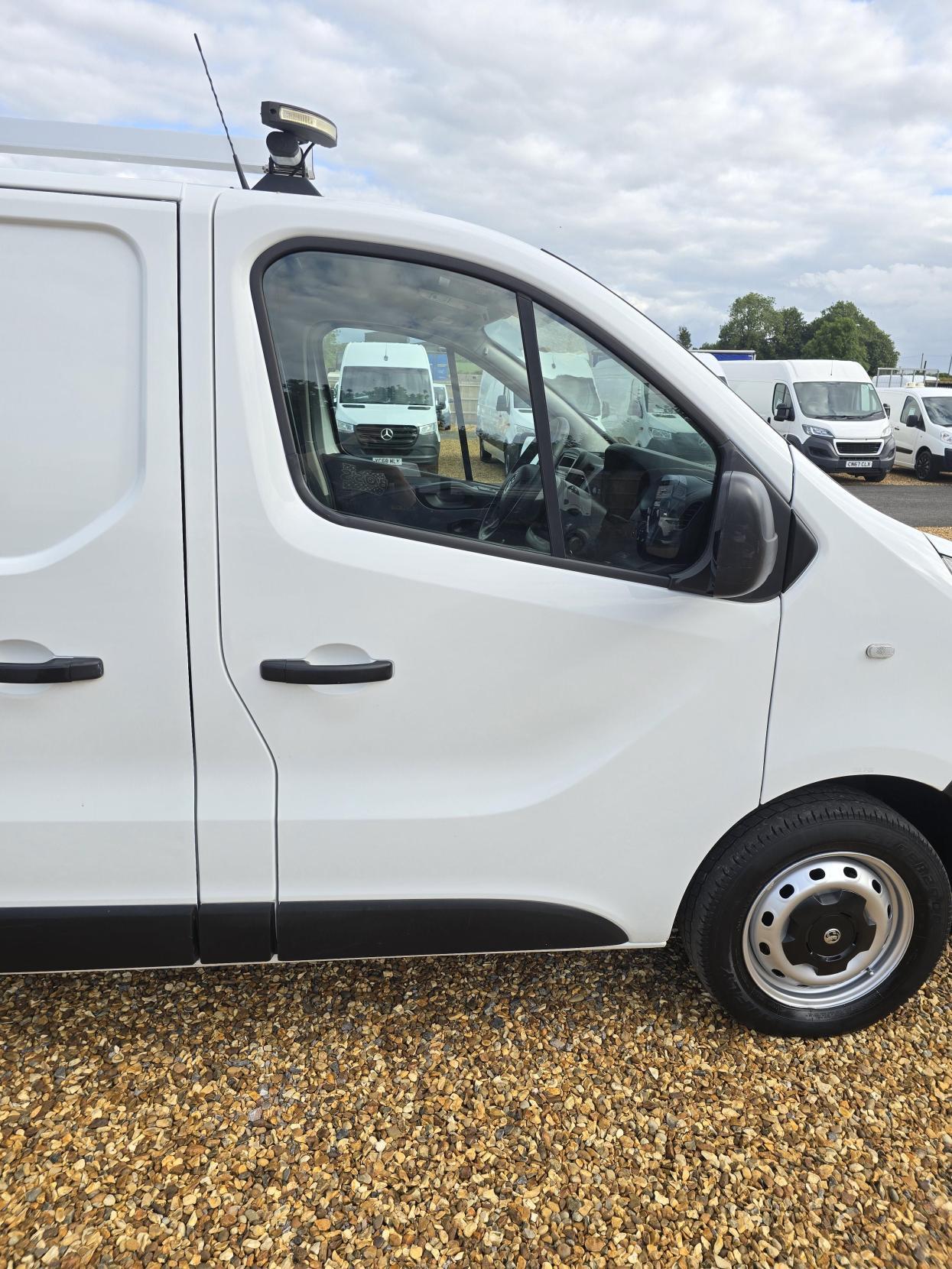 Vauxhall Vivaro 1.6 CDTi 2900 Panel Van 5dr Diesel Manual L1 H1 Euro 6 (s/s) (95 ps)