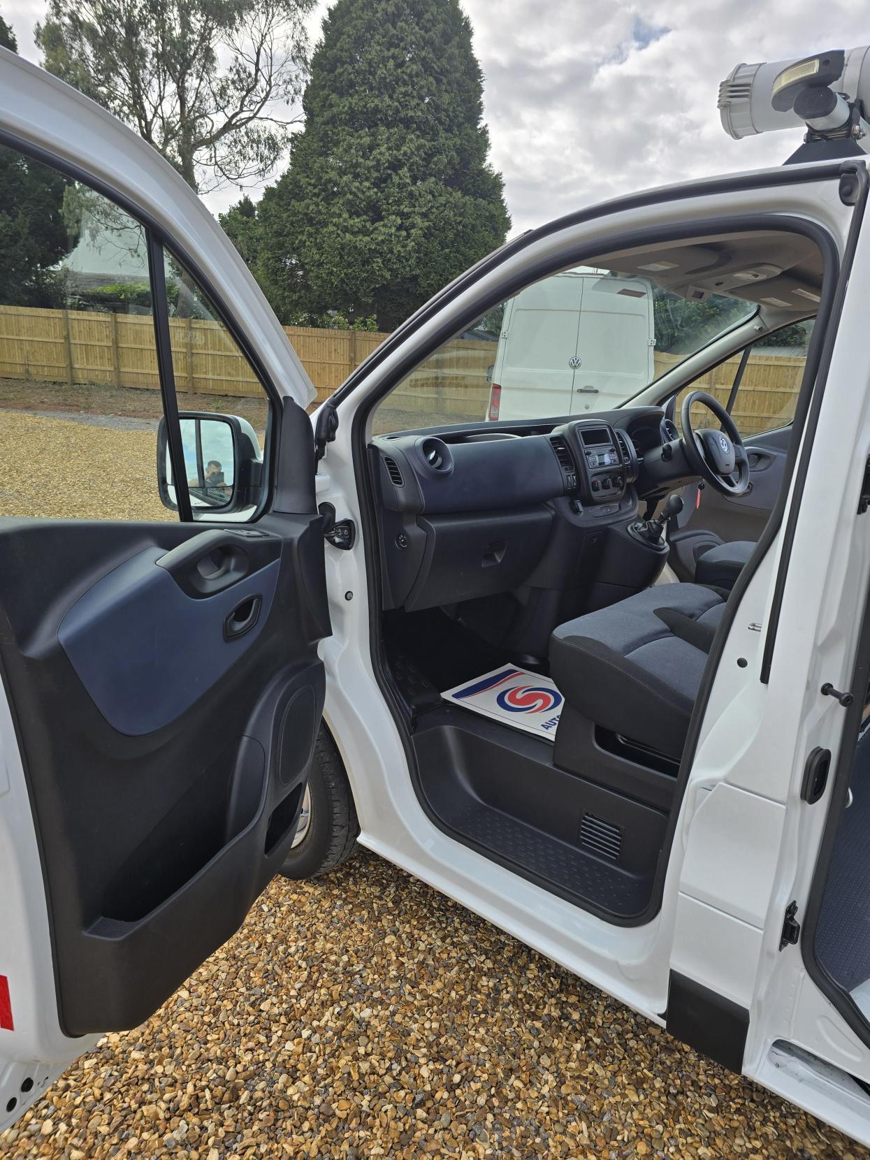 Vauxhall Vivaro 1.6 CDTi 2900 Panel Van 5dr Diesel Manual L1 H1 Euro 6 (s/s) (95 ps)