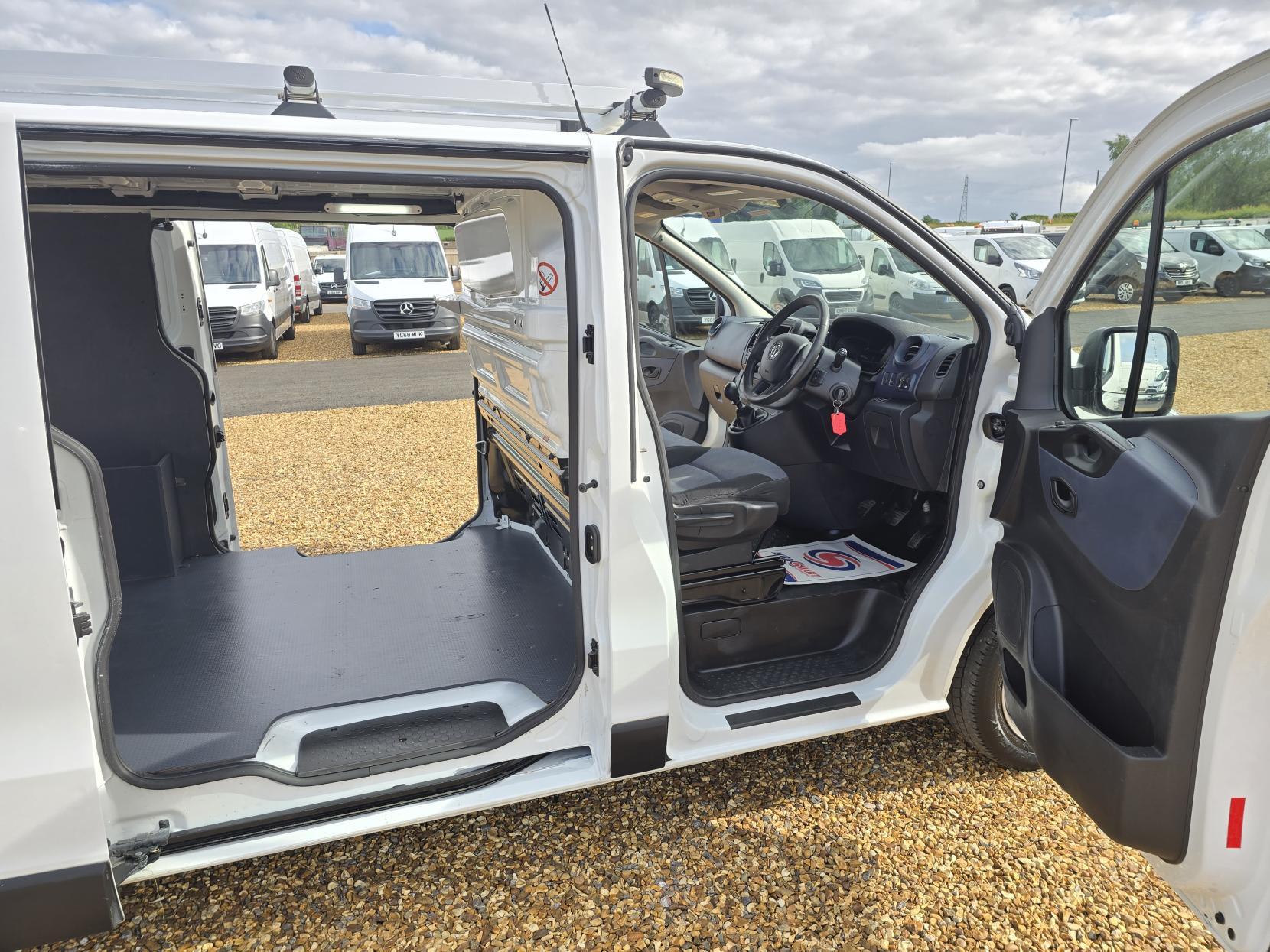 Vauxhall Vivaro 1.6 CDTi 2900 Panel Van 5dr Diesel Manual L1 H1 Euro 6 (s/s) (95 ps)