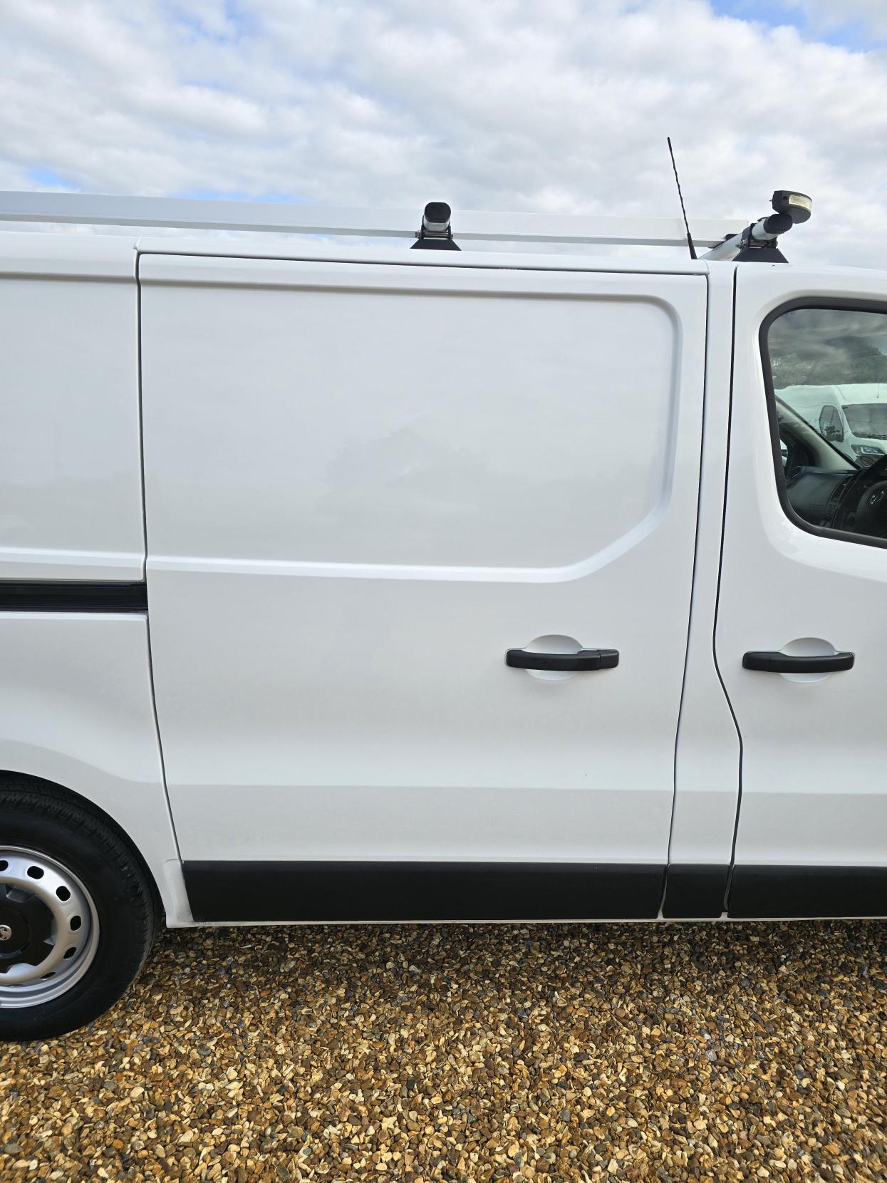 Vauxhall Vivaro 1.6 CDTi 2900 Panel Van 5dr Diesel Manual L1 H1 Euro 6 (s/s) (95 ps)