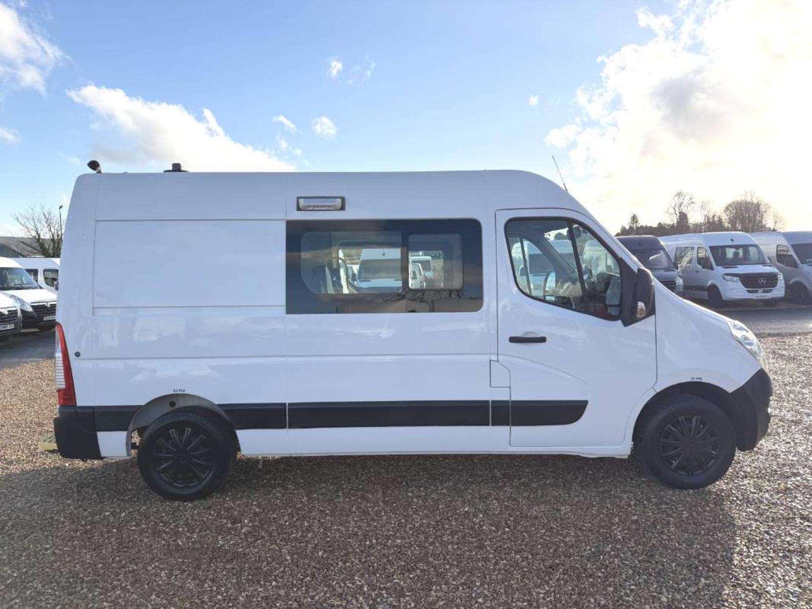 Vauxhall Movano 2.3 CDTi 3500 Panel Van 5dr Diesel Manual FWD L2 H2 Euro 6 (130 ps)