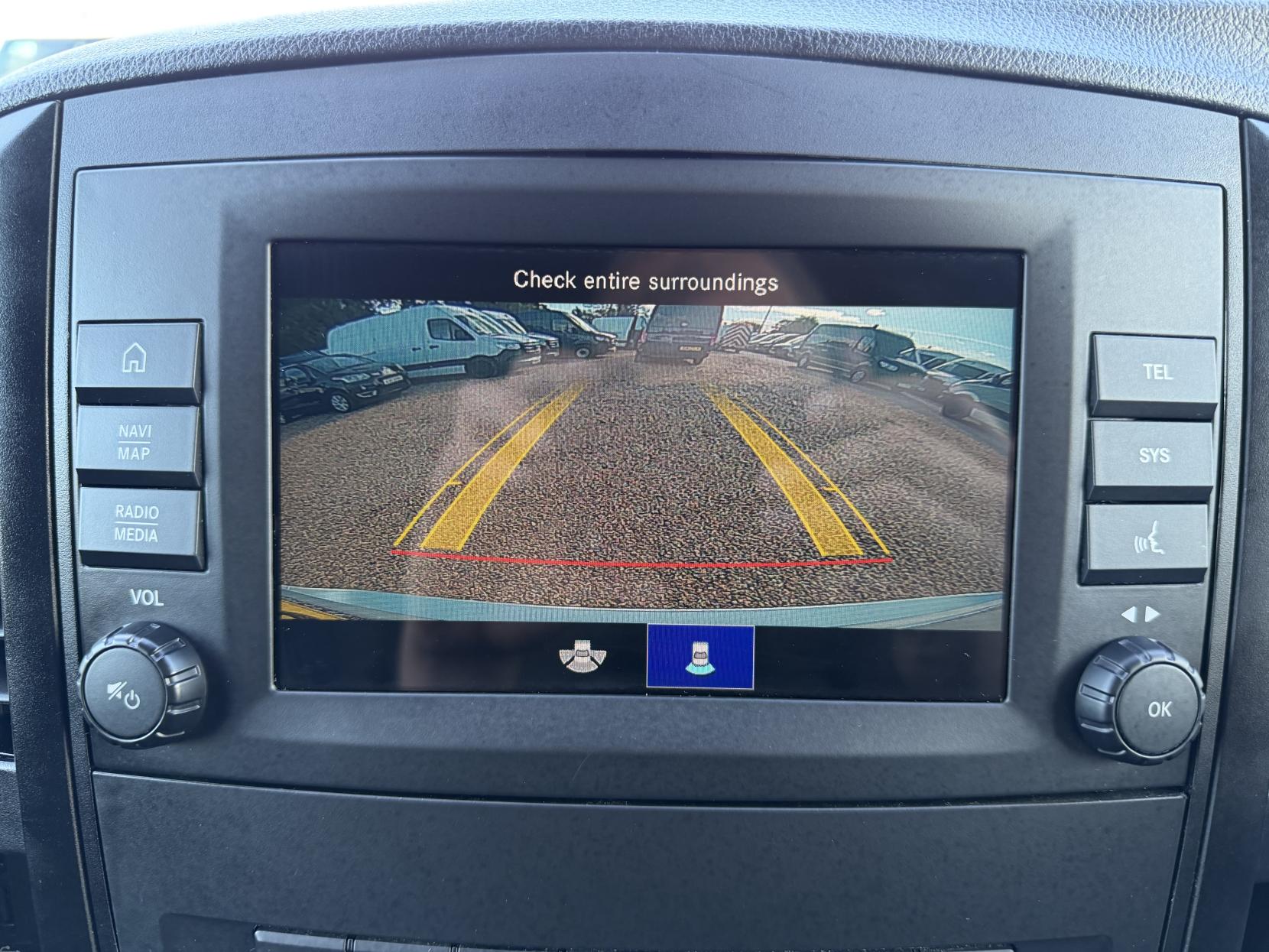 2022 Mercedes-Benz Vito 2.0 114 CDI Progressive Panel Van 5dr Diesel G-Tronic RWD L2 Euro 6 (s/s) (LWB) (136 ps) - Thumbnail 22