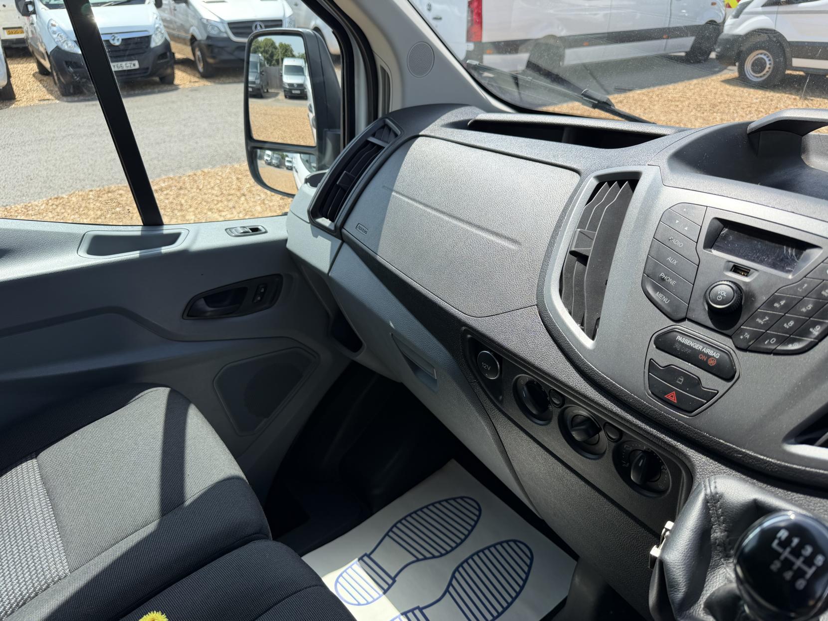 2016 Ford Transit 2.2 TDCi 350 Panel Van 5dr Diesel Manual RWD L2 H3 Euro 5 (155 ps) - Thumbnail 50