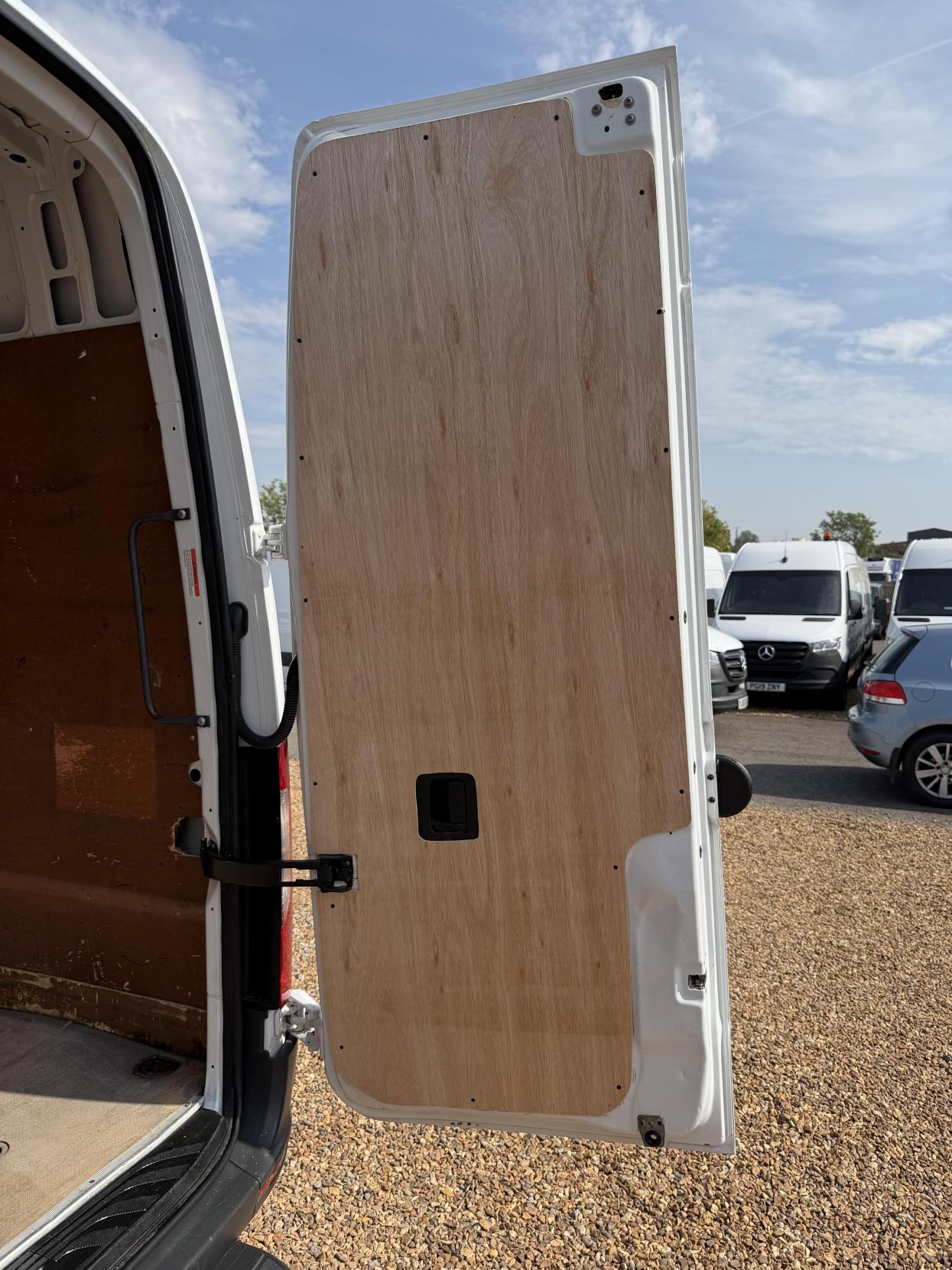 2019 Mercedes-Benz Sprinter 2.1 311 CDI Panel Van 5dr Diesel Manual RWD L3 H2 Euro 6 (114 ps) - Thumbnail 45