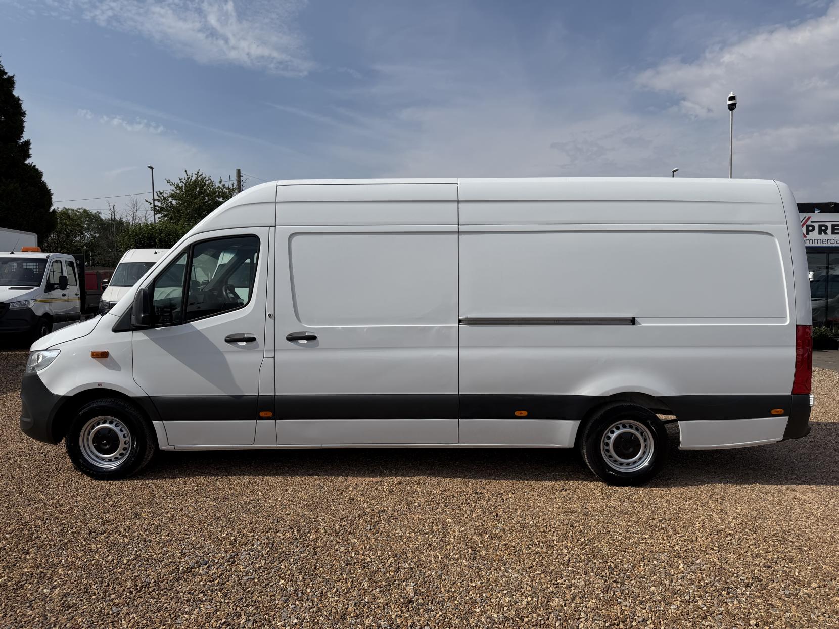 2019 Mercedes-Benz Sprinter 2.1 311 CDI Panel Van 5dr Diesel Manual RWD L3 H2 Euro 6 (114 ps) - Thumbnail 7