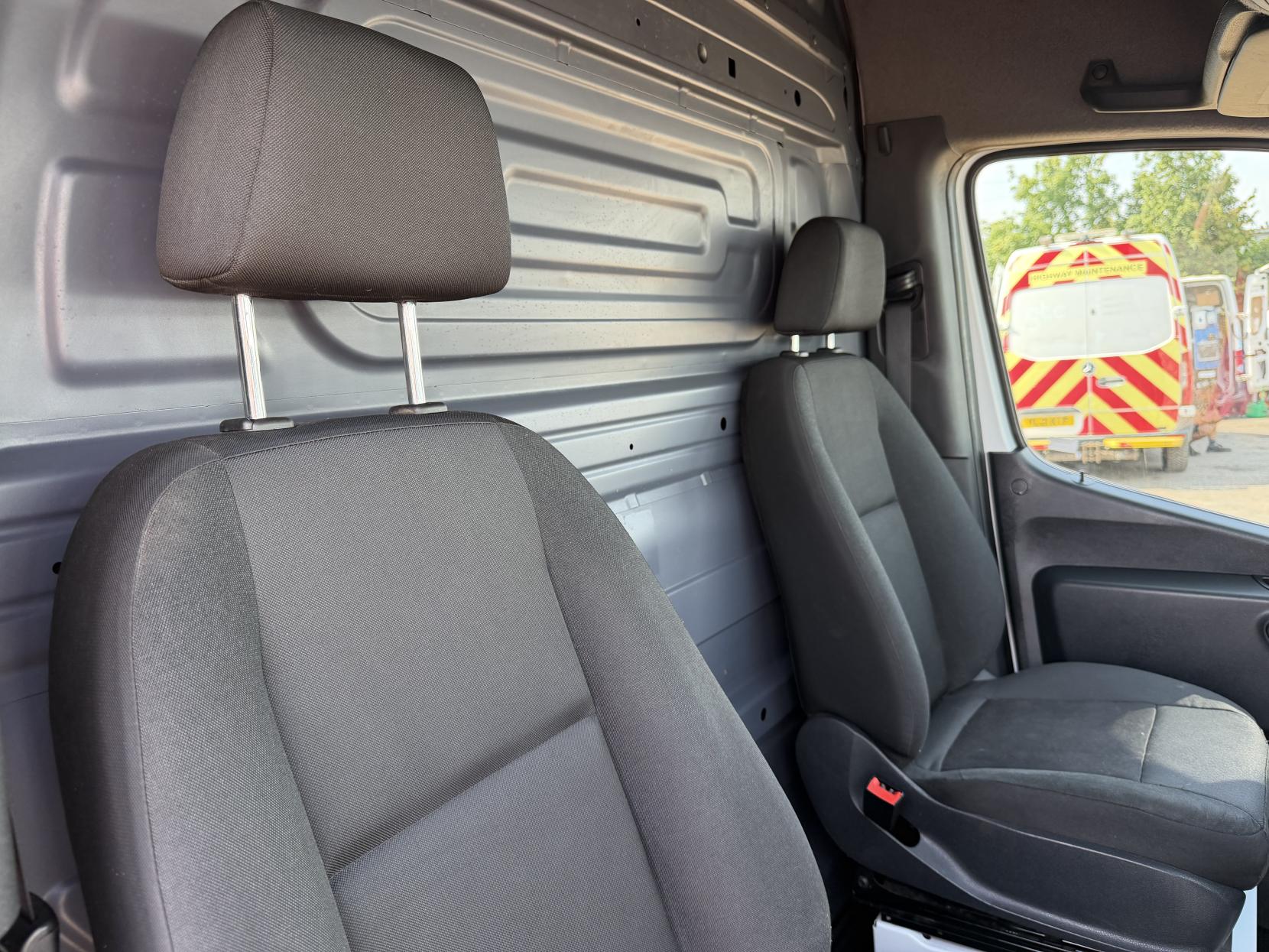 2019 Mercedes-Benz Sprinter 2.1 311 CDI Panel Van 5dr Diesel Manual RWD L3 H2 Euro 6 (114 ps) - Thumbnail 15