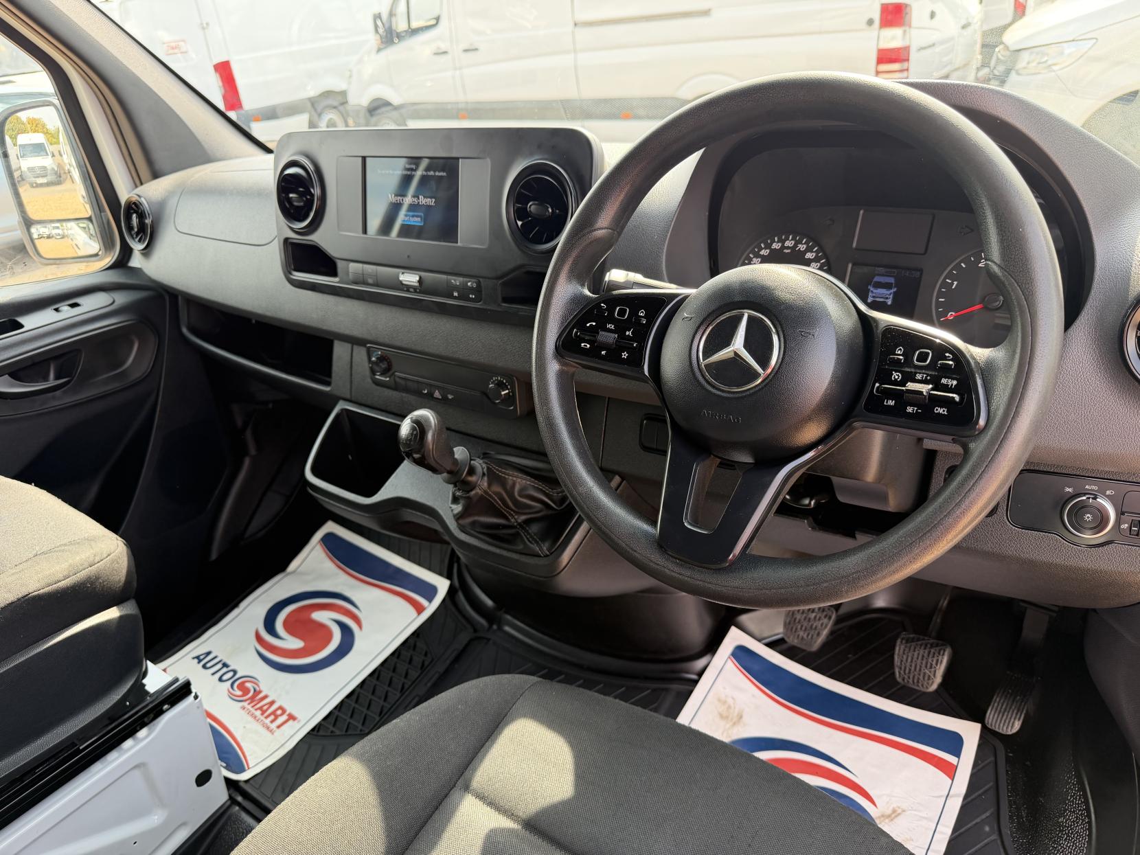 2019 Mercedes-Benz Sprinter 2.1 311 CDI Panel Van 5dr Diesel Manual RWD L3 H2 Euro 6 (114 ps) - Thumbnail 2