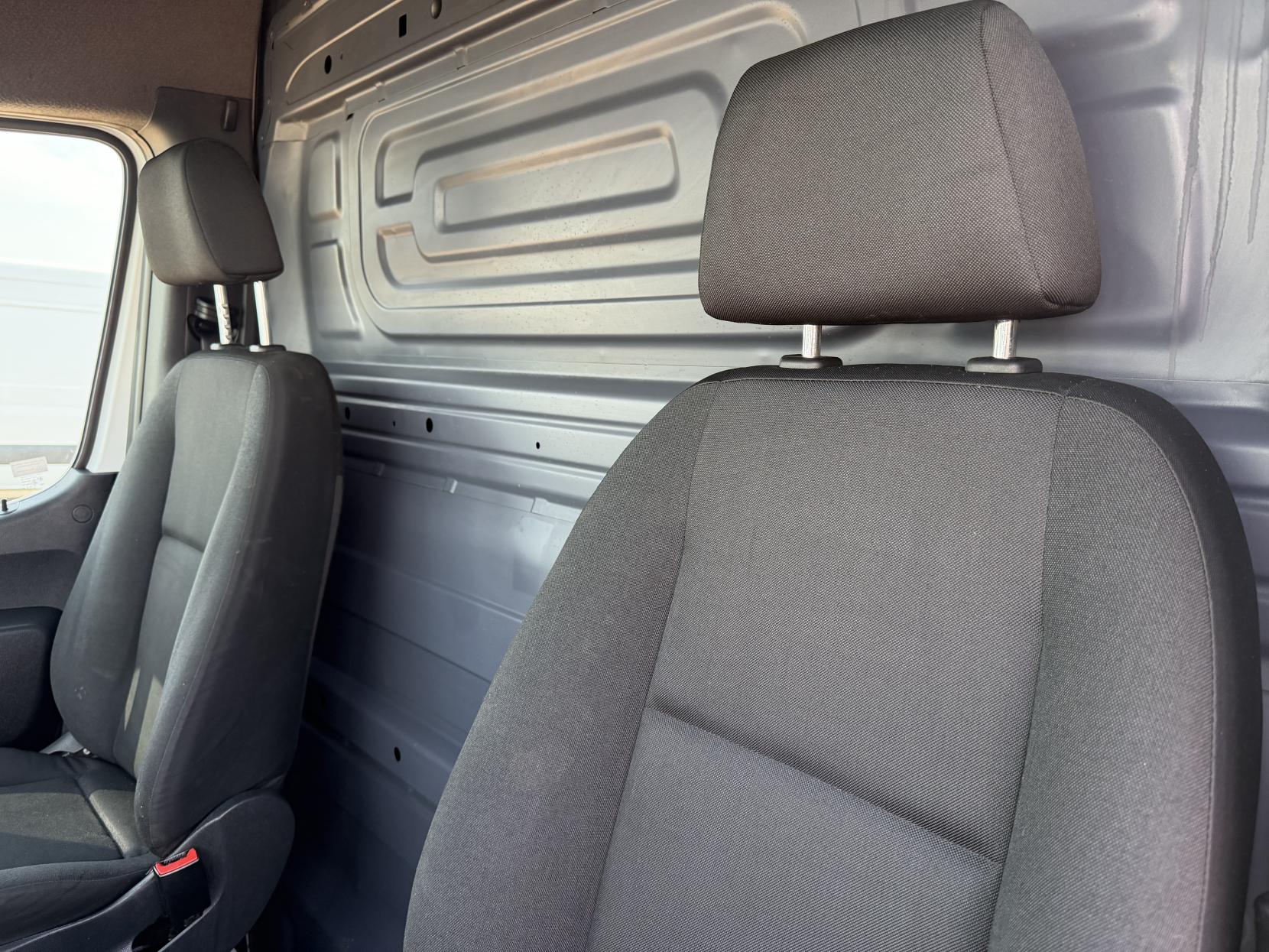 2019 Mercedes-Benz Sprinter 2.1 311 CDI Panel Van 5dr Diesel Manual RWD L3 H2 Euro 6 (114 ps) - Thumbnail 13