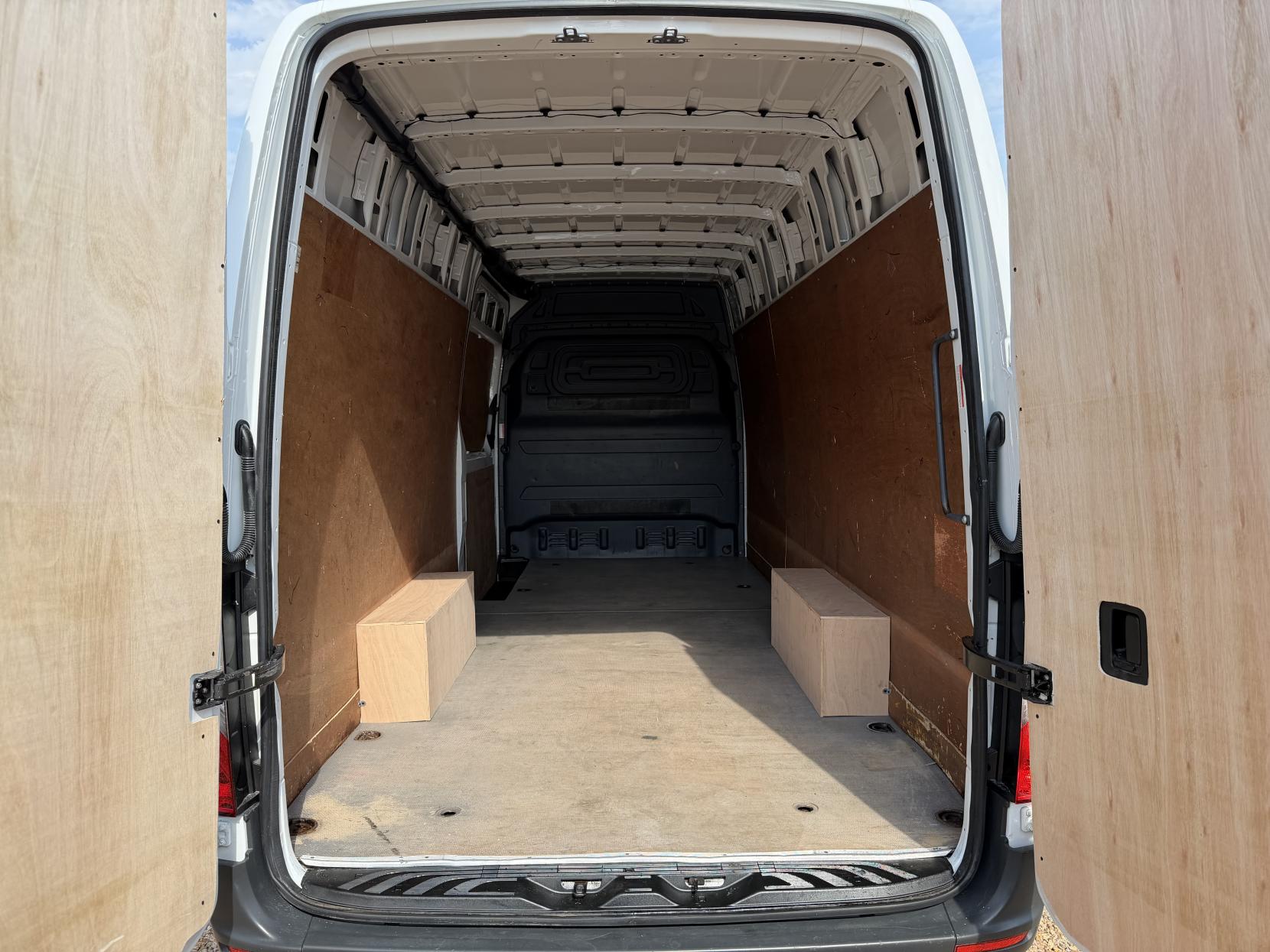 2019 Mercedes-Benz Sprinter 2.1 311 CDI Panel Van 5dr Diesel Manual RWD L3 H2 Euro 6 (114 ps) - Thumbnail 3