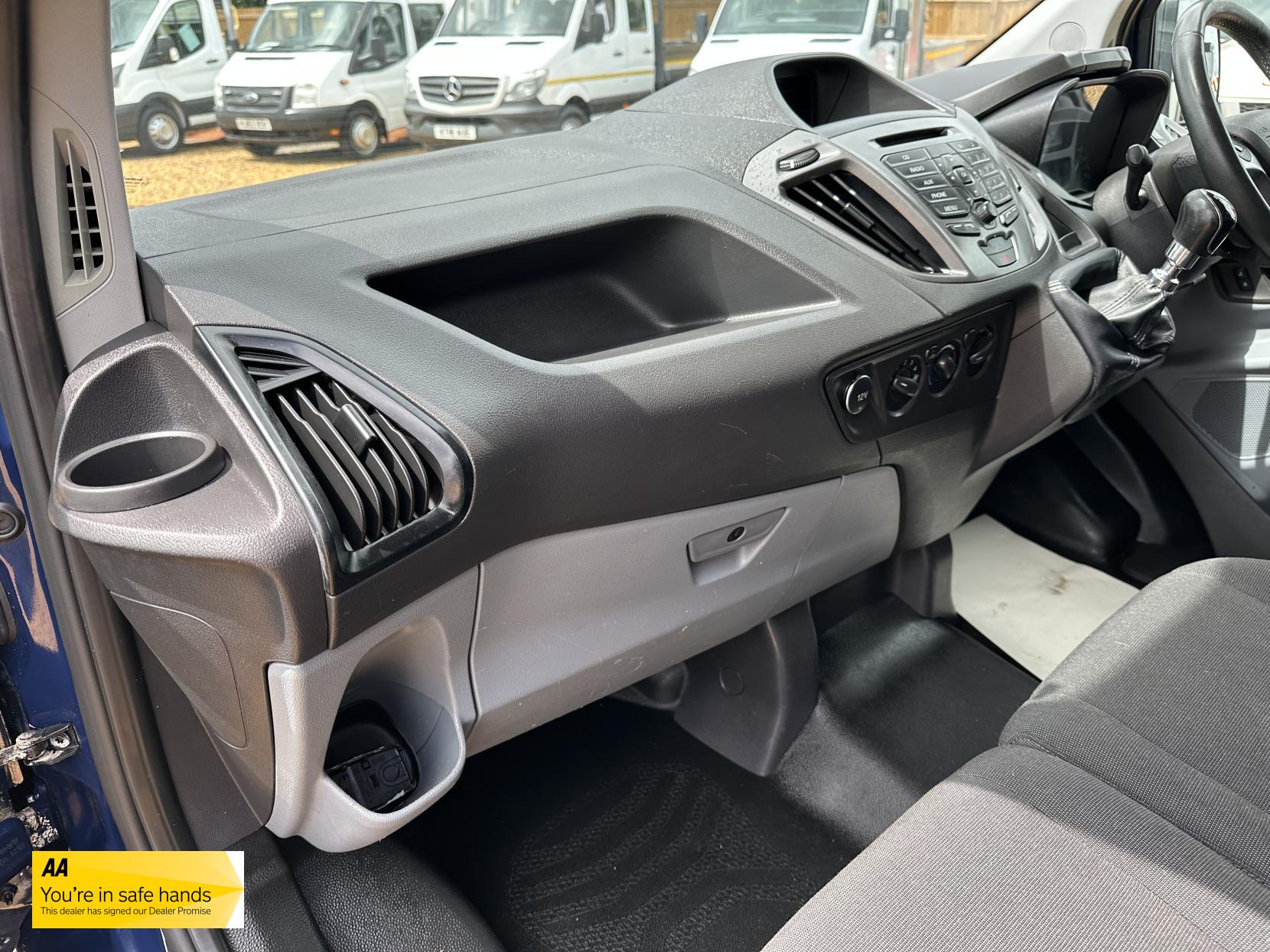Ford Transit Custom 2.2 TDCi 330 Trend Panel Van 5dr Diesel Manual L2 H1 (197 g/km, 123 bhp)