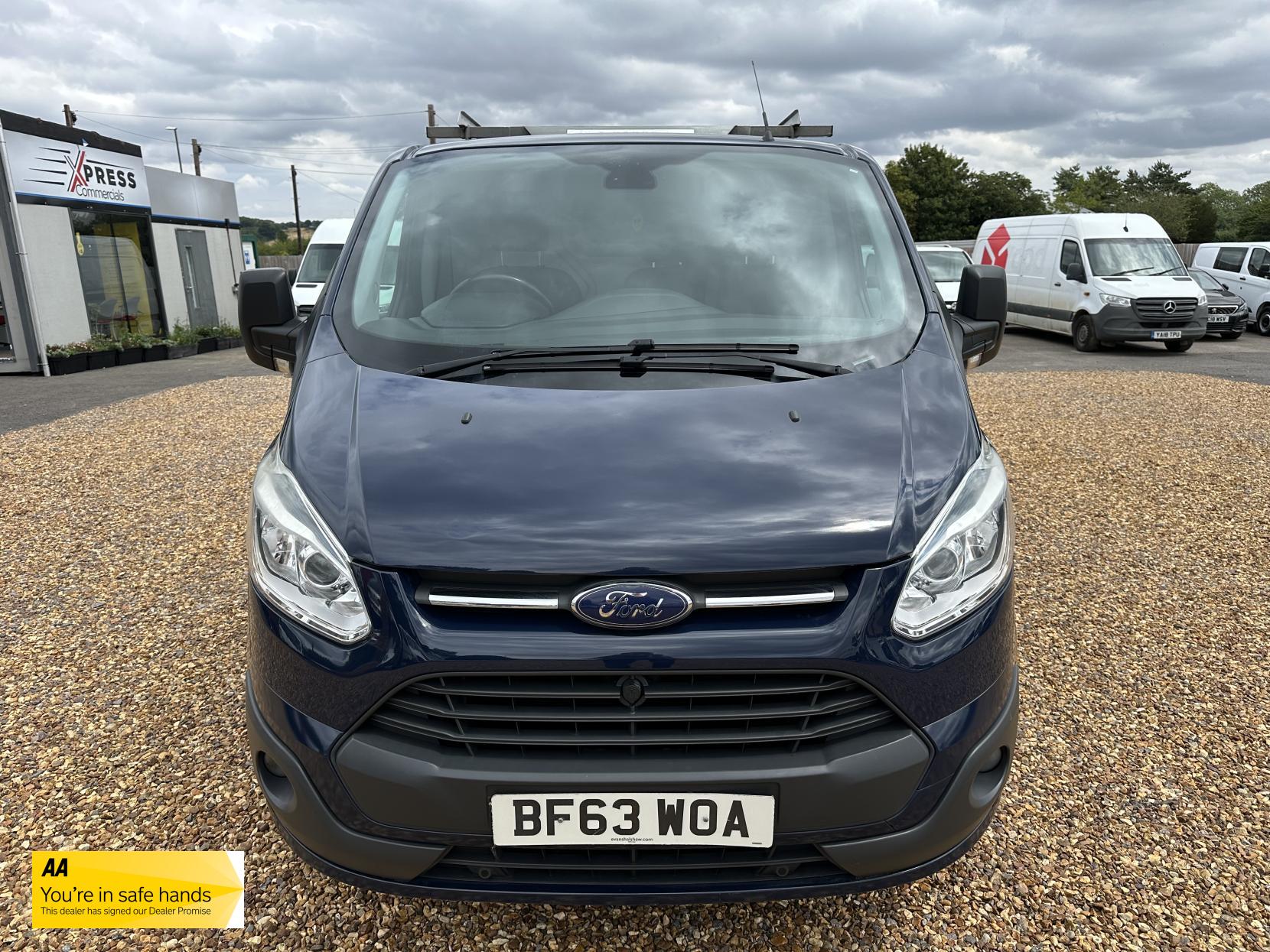 Ford Transit Custom 2.2 TDCi 330 Trend Panel Van 5dr Diesel Manual L2 H1 (197 g/km, 123 bhp)