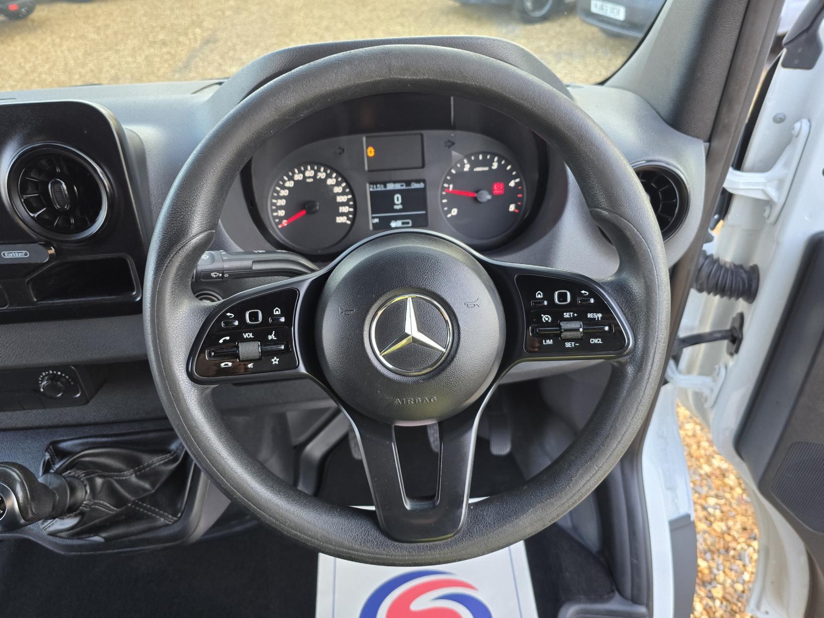 Mercedes-Benz Sprinter 2.1 311 CDI Panel Van 5dr Diesel Manual RWD L3 H2 Euro 6 (114 ps)