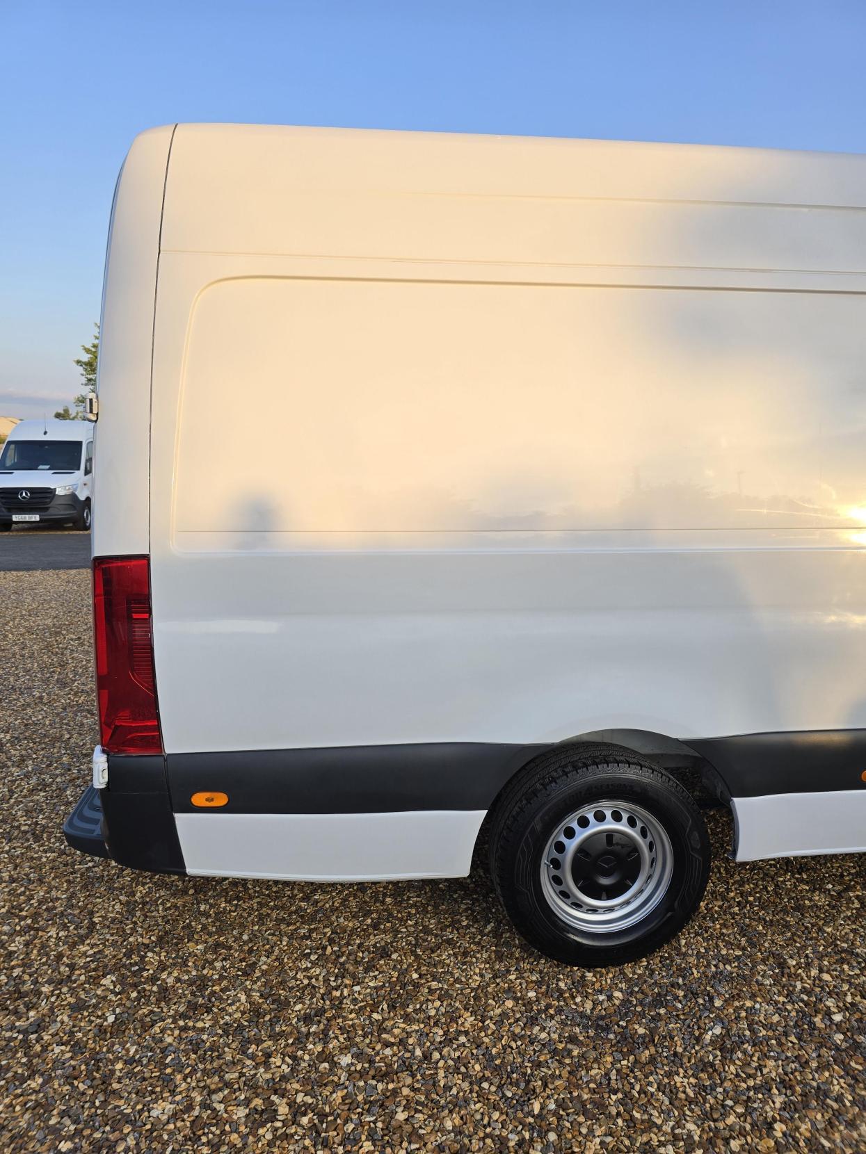 Mercedes-Benz Sprinter 2.1 311 CDI Panel Van 5dr Diesel Manual RWD L3 H2 Euro 6 (114 ps)