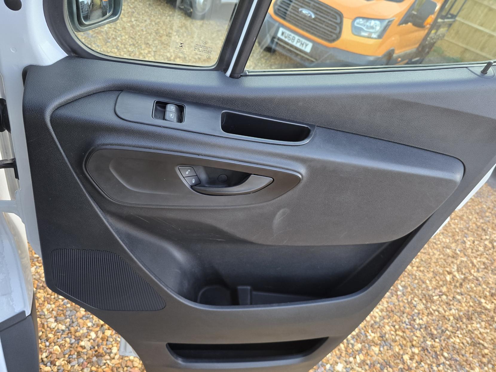 Mercedes-Benz Sprinter 2.1 311 CDI Panel Van 5dr Diesel Manual RWD L3 H2 Euro 6 (114 ps)