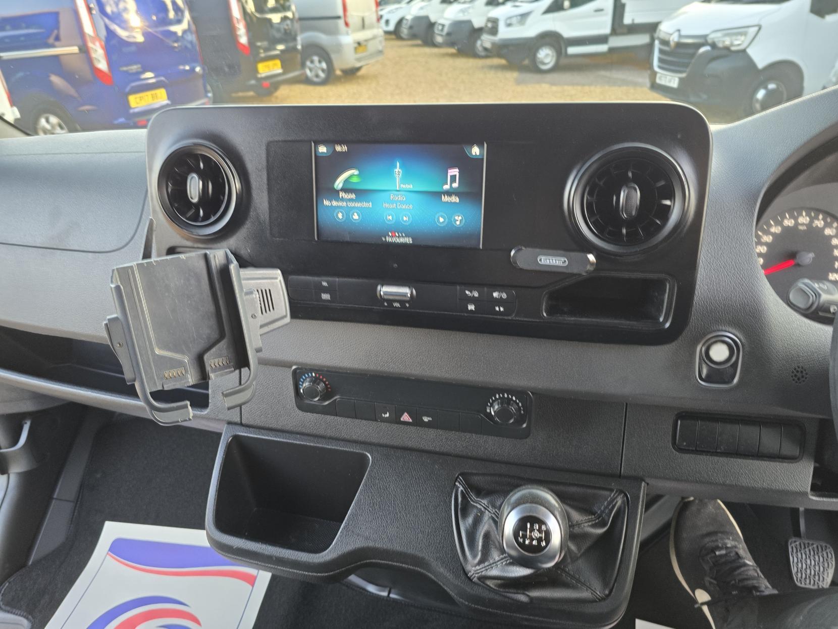 Mercedes-Benz Sprinter 2.1 311 CDI Panel Van 5dr Diesel Manual RWD L3 H2 Euro 6 (114 ps)